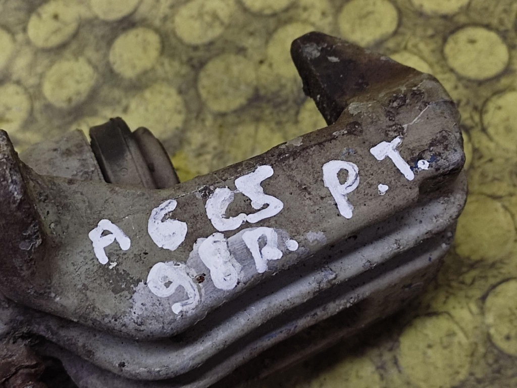 AUDI A6 C5 bremssattel bremse sattel brems- rechts heck