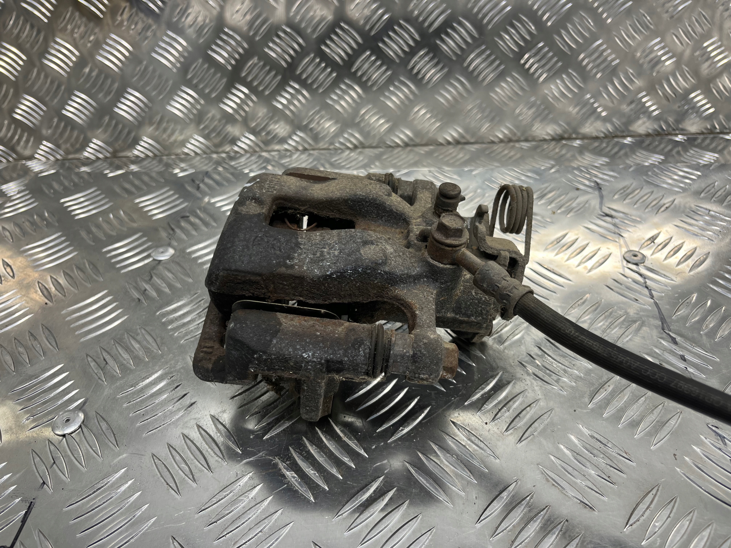 caliper brake left rear part rear HYUNDAI I20 II 2018 1.2 B