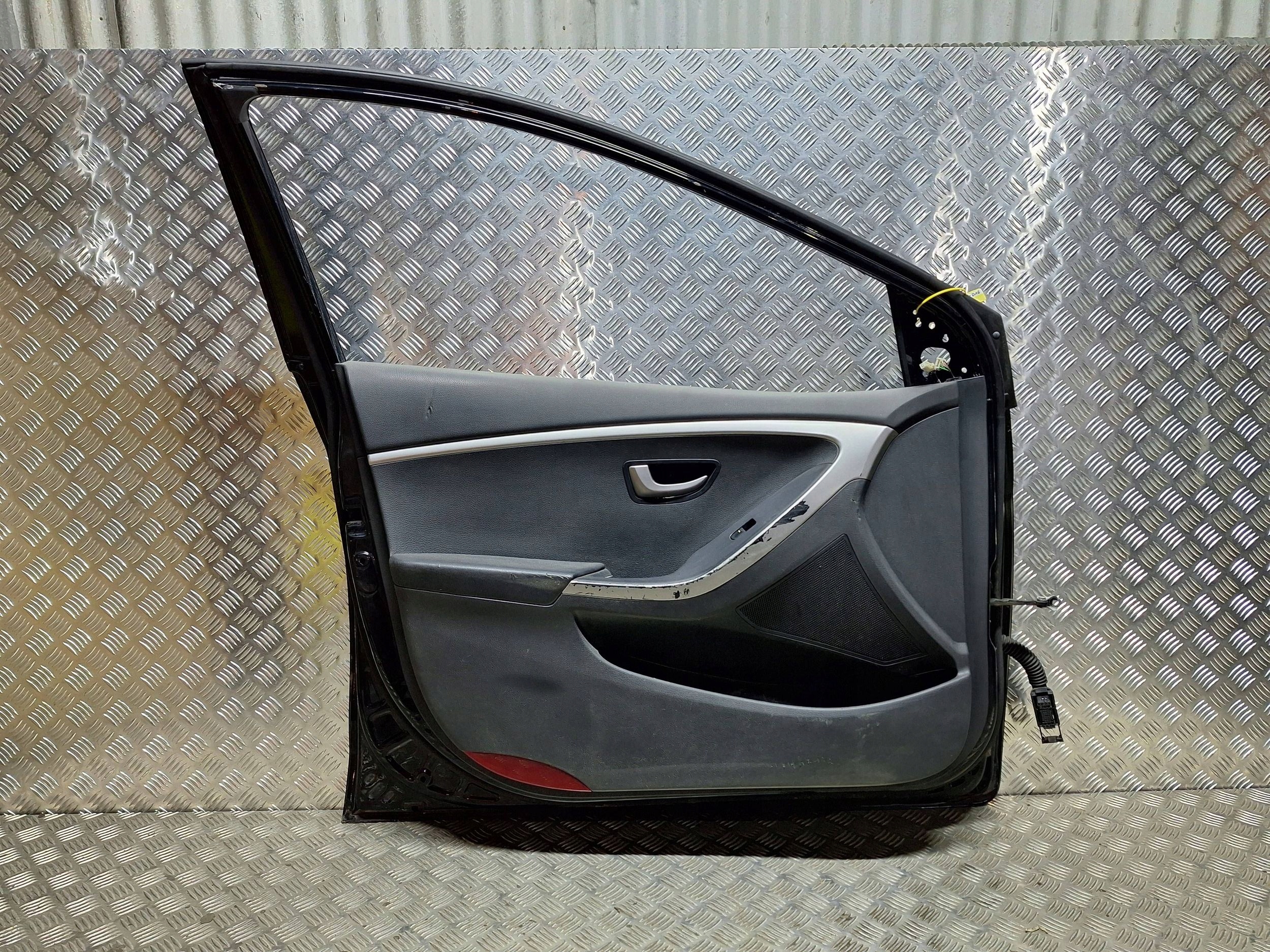 door left front HYUNDAI i30 II 12-17 complete