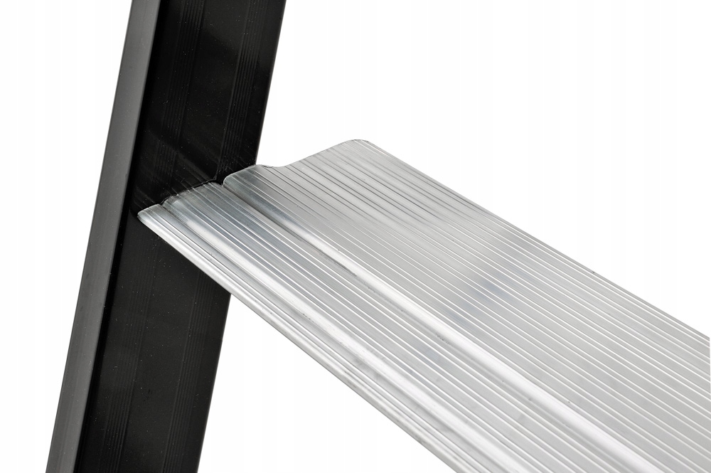 Drabina aluminiowa jednostronna GIERRE 3 stopnie podest 150 kg 2,63 m — 9