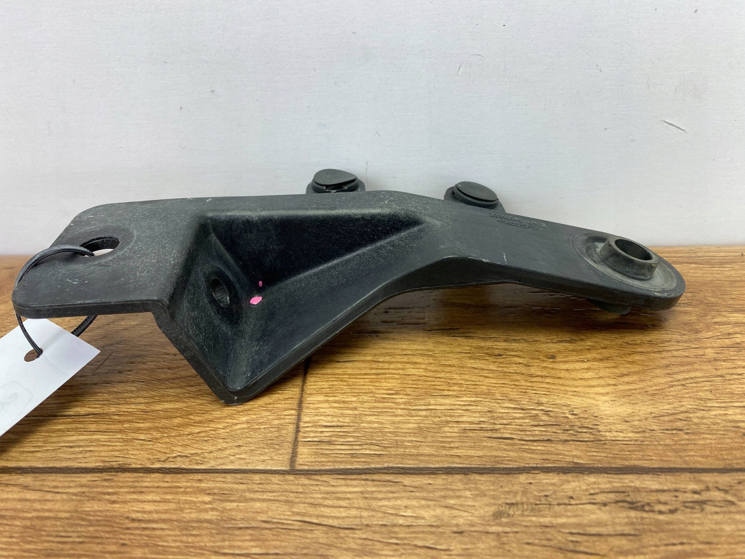 Support plaque Radiateur Chevrolet Camaro 2016+