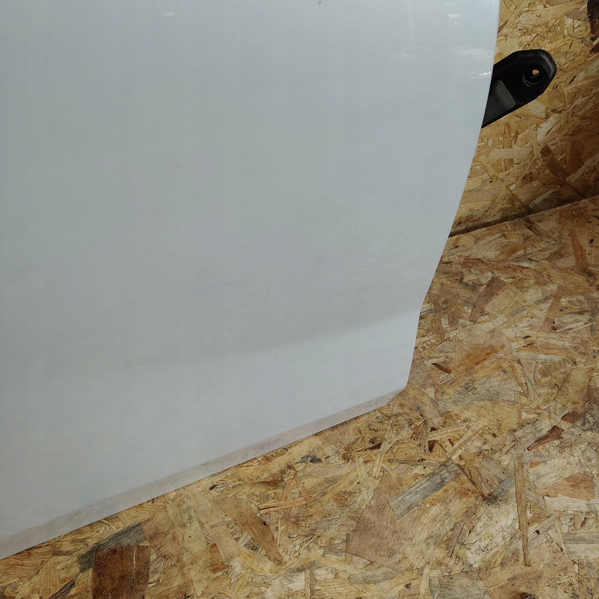 door rear. rear part side right BMW X1 E84 biala perla