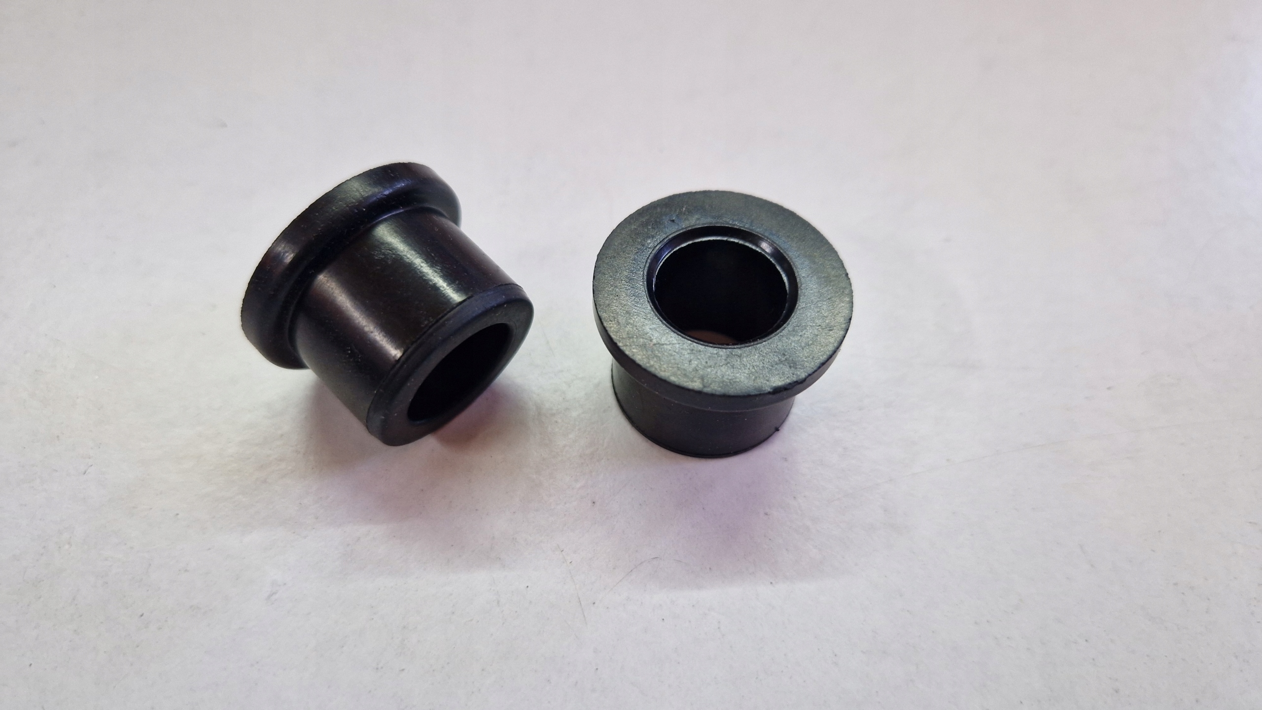 TULEJKA ALTERNATORA BMW E30 E28 E21 ORYGINAŁ