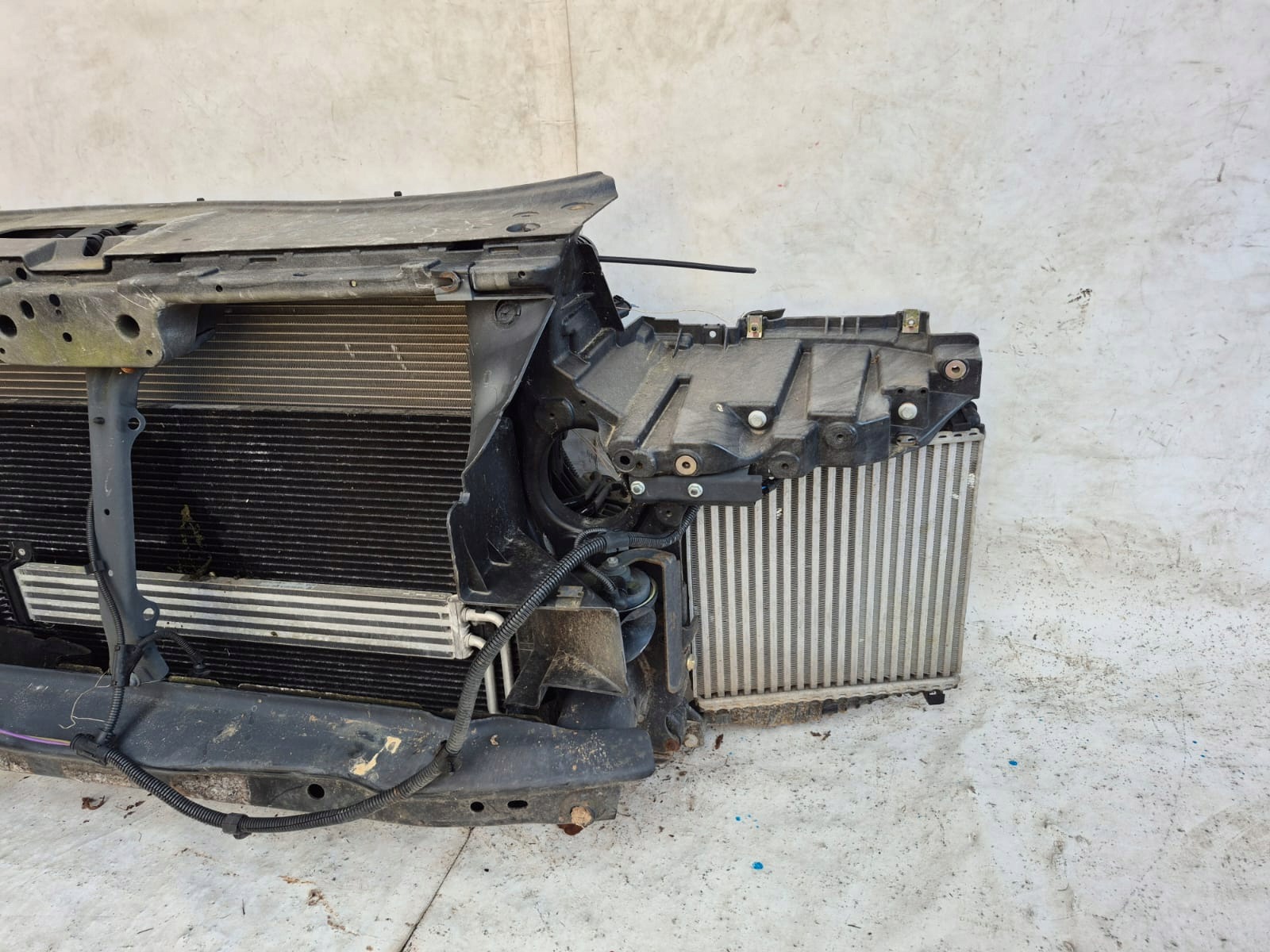 VW TOUAREG and 1 7L 02- front body wall front pillar iron 7L0121203F