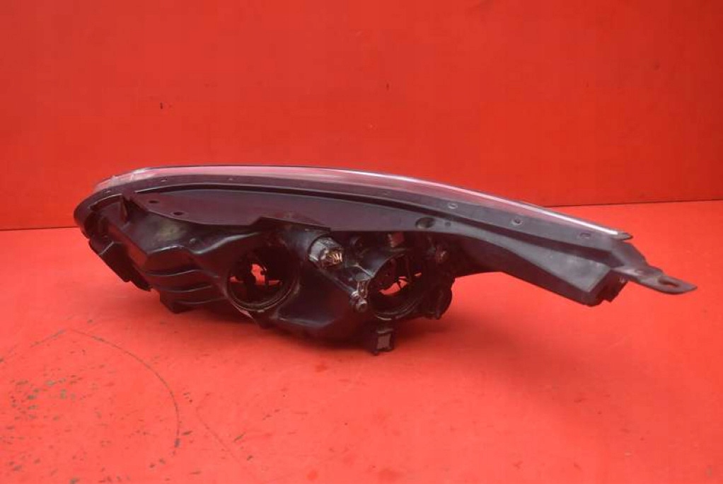 REFLEKTOR right light front lens EU 92102J7050 KIA CEED 3 III 18-20