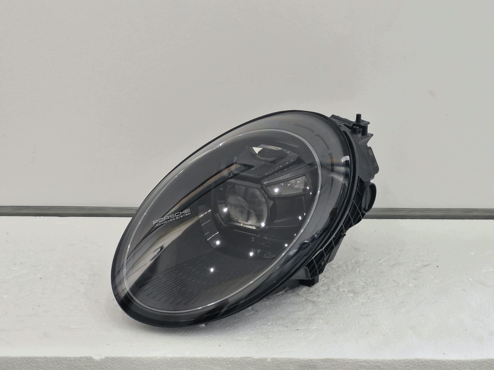 light left Porsche 911 992 FULL LED Matrix