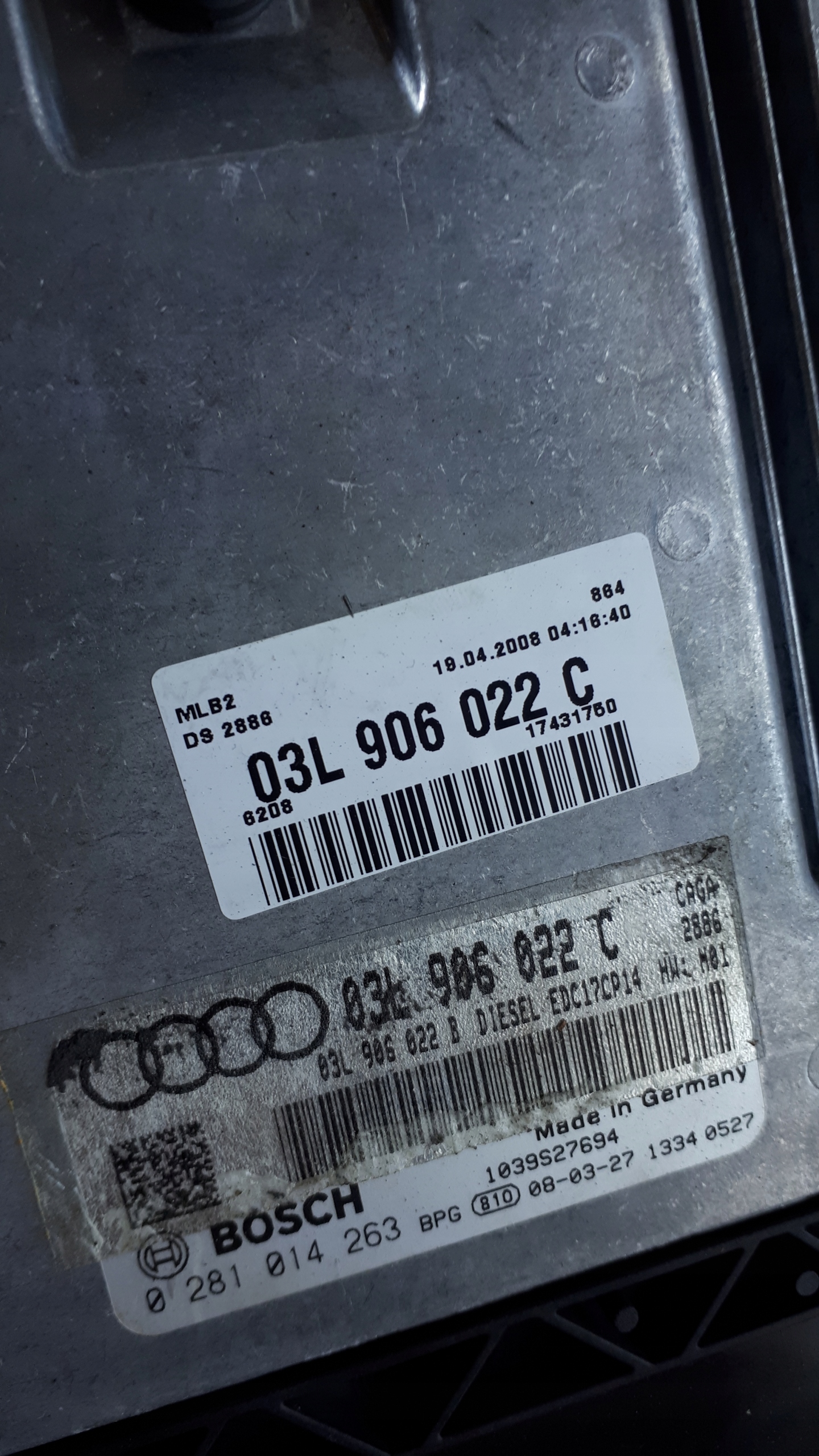 A4 B8 computer control unit of the engine 2.0 TDI CAG A5 Q5
