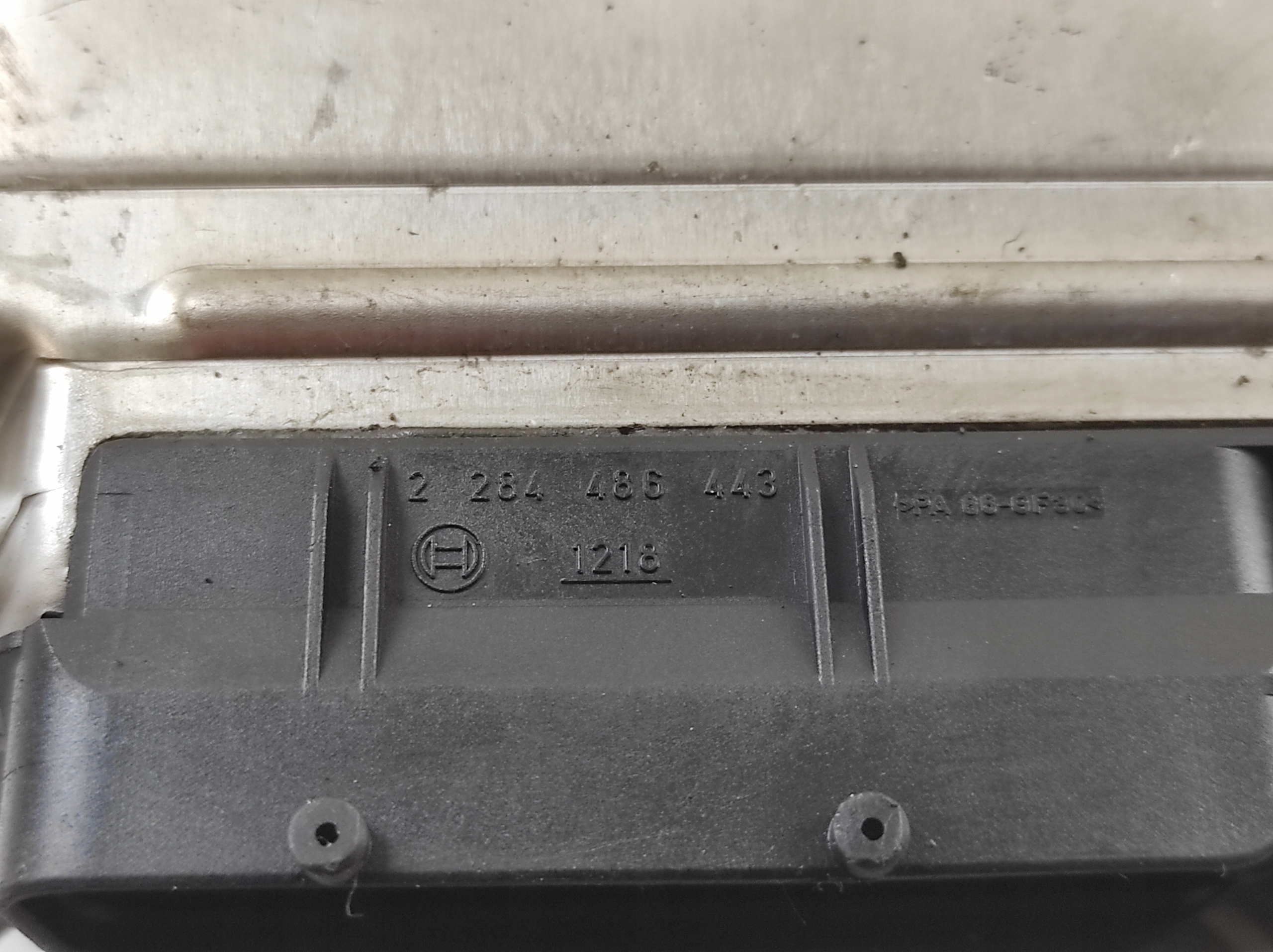 control unit computer of the engine VW PASSAT B5 1.9 TDI 038906019ER 0281010704