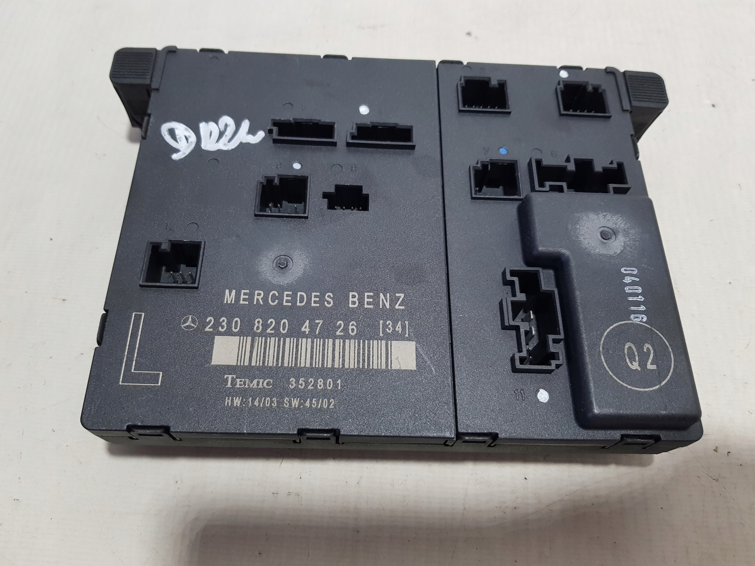 MERCEDES SL R230 module door left A2308204726