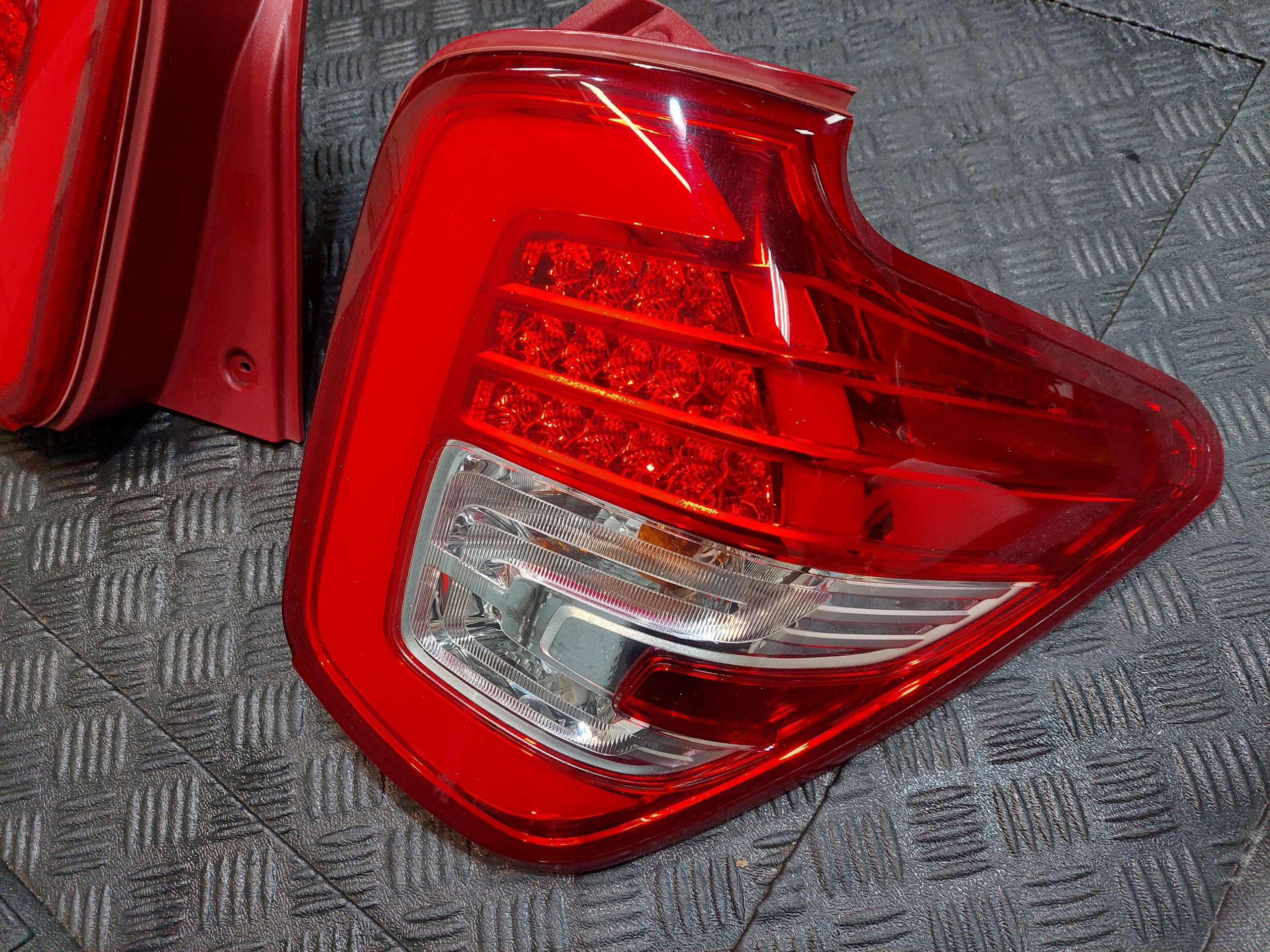 light rear part rear left EUROPA SSANGYONG TIVOLI XLV