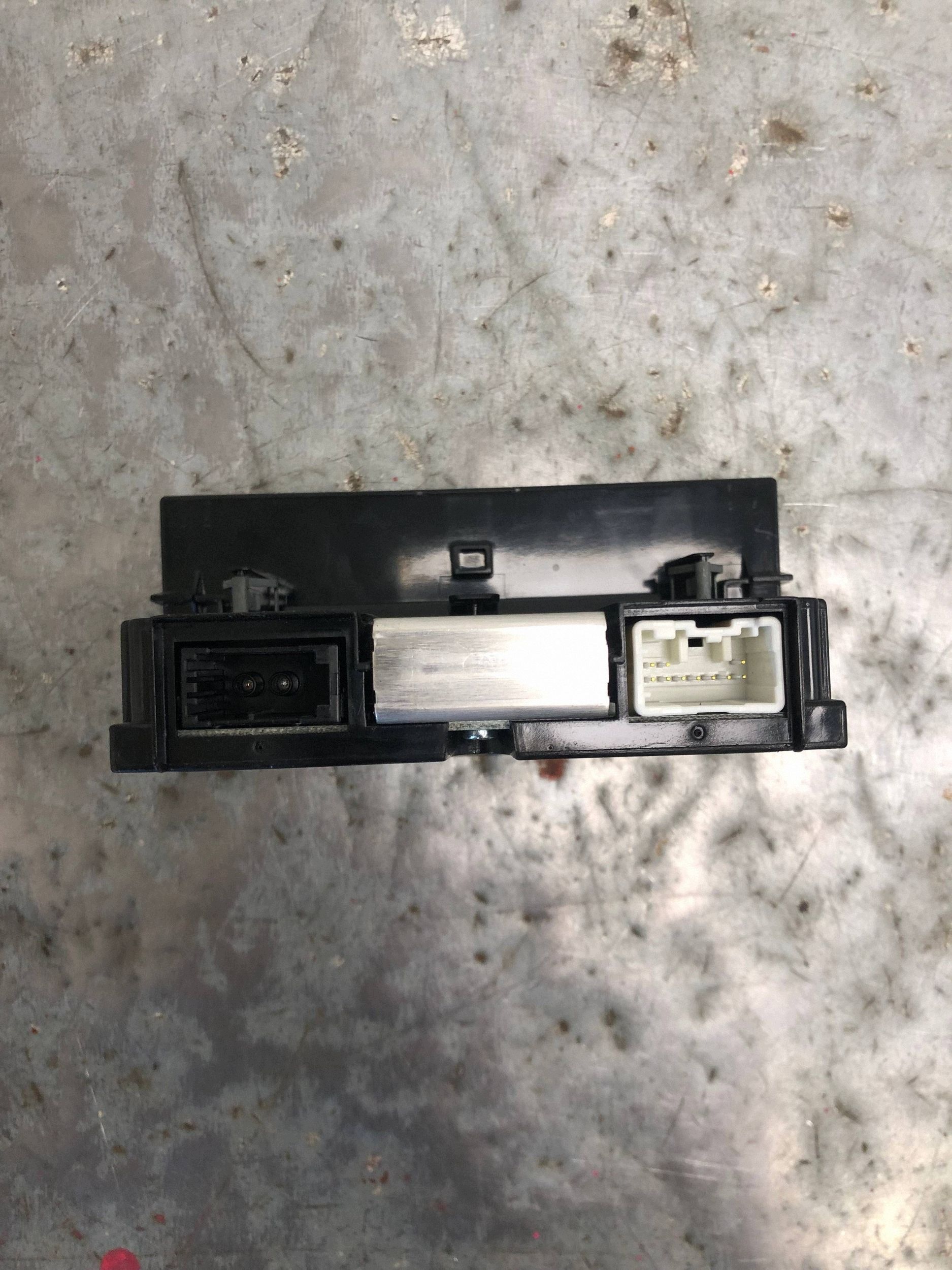 EKRAN display VOLVO C30 LIFT 31268055