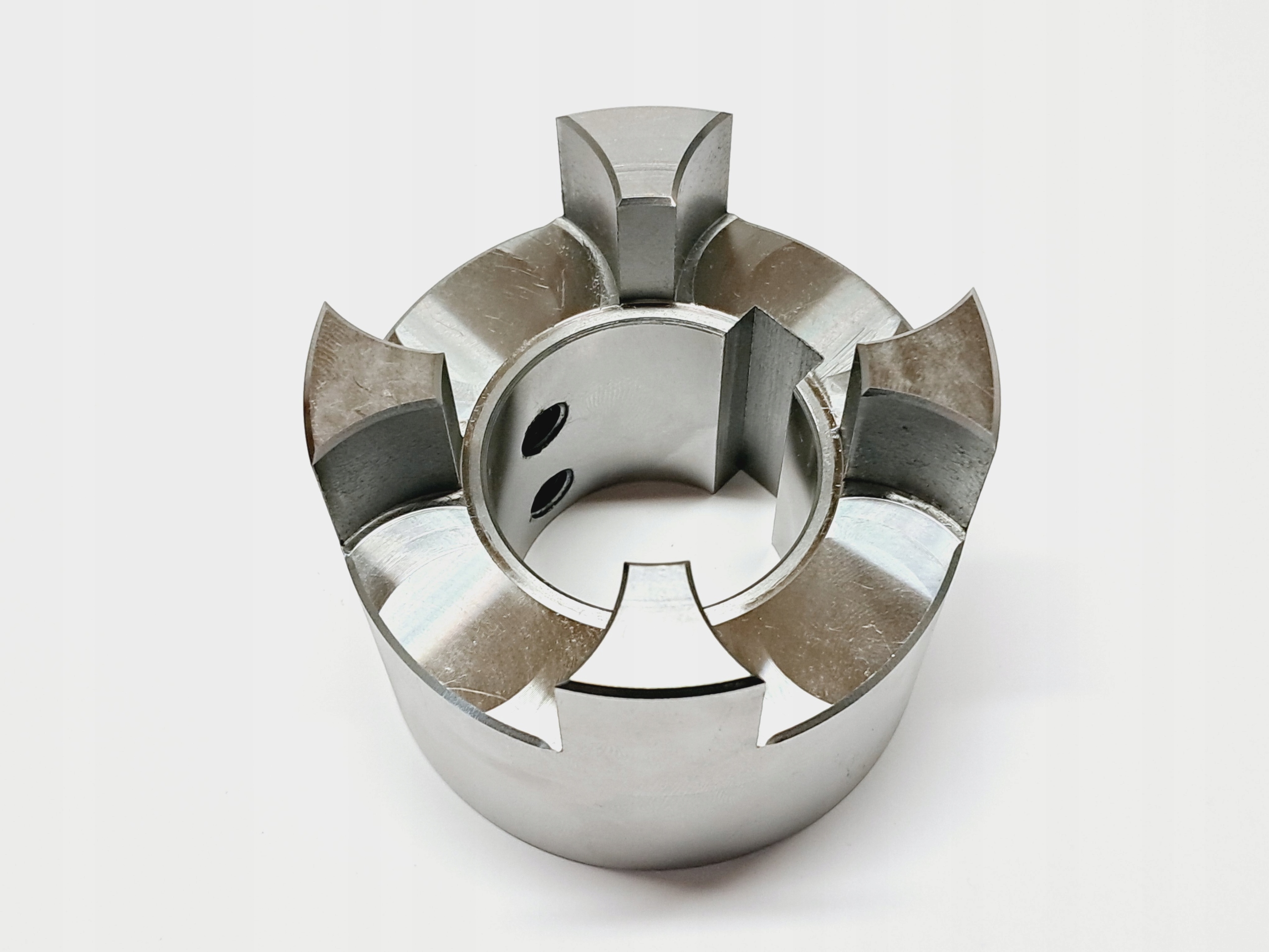 Spojka o průměru 80 mm s otvorem fi40 w12 polovina fi80 L114