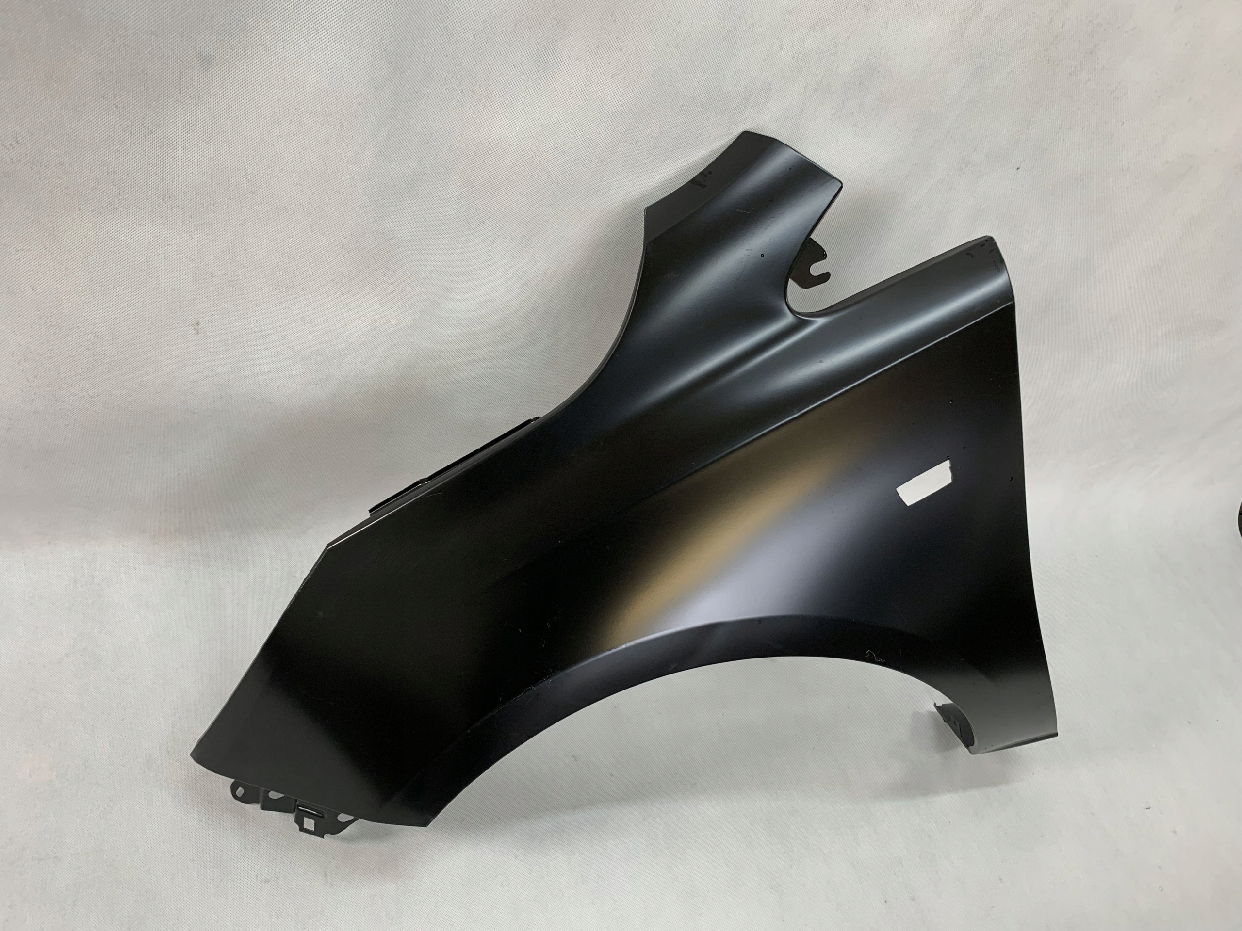 fender left Opel Corsa E 15r 2015 12.25
