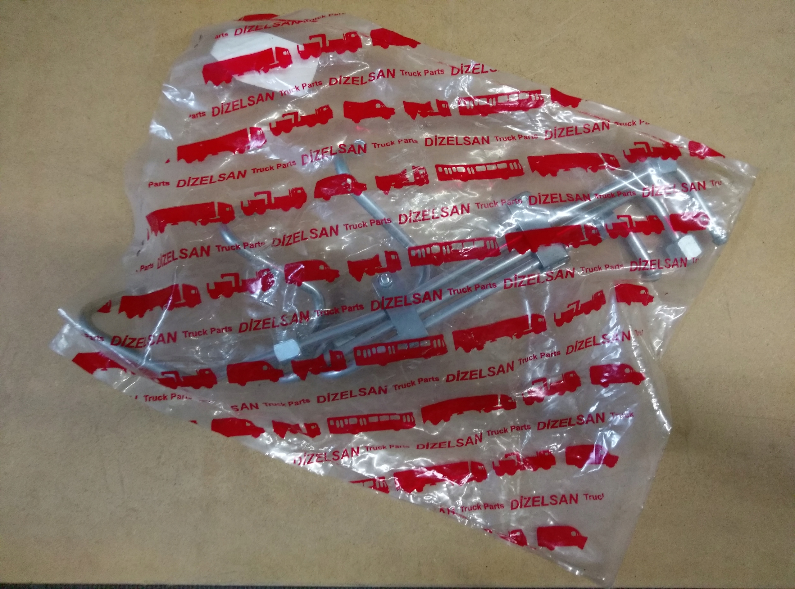 Przewody wtrysk wysokiego ciśnienia RVI 5010550870 Typ silnika Diesel