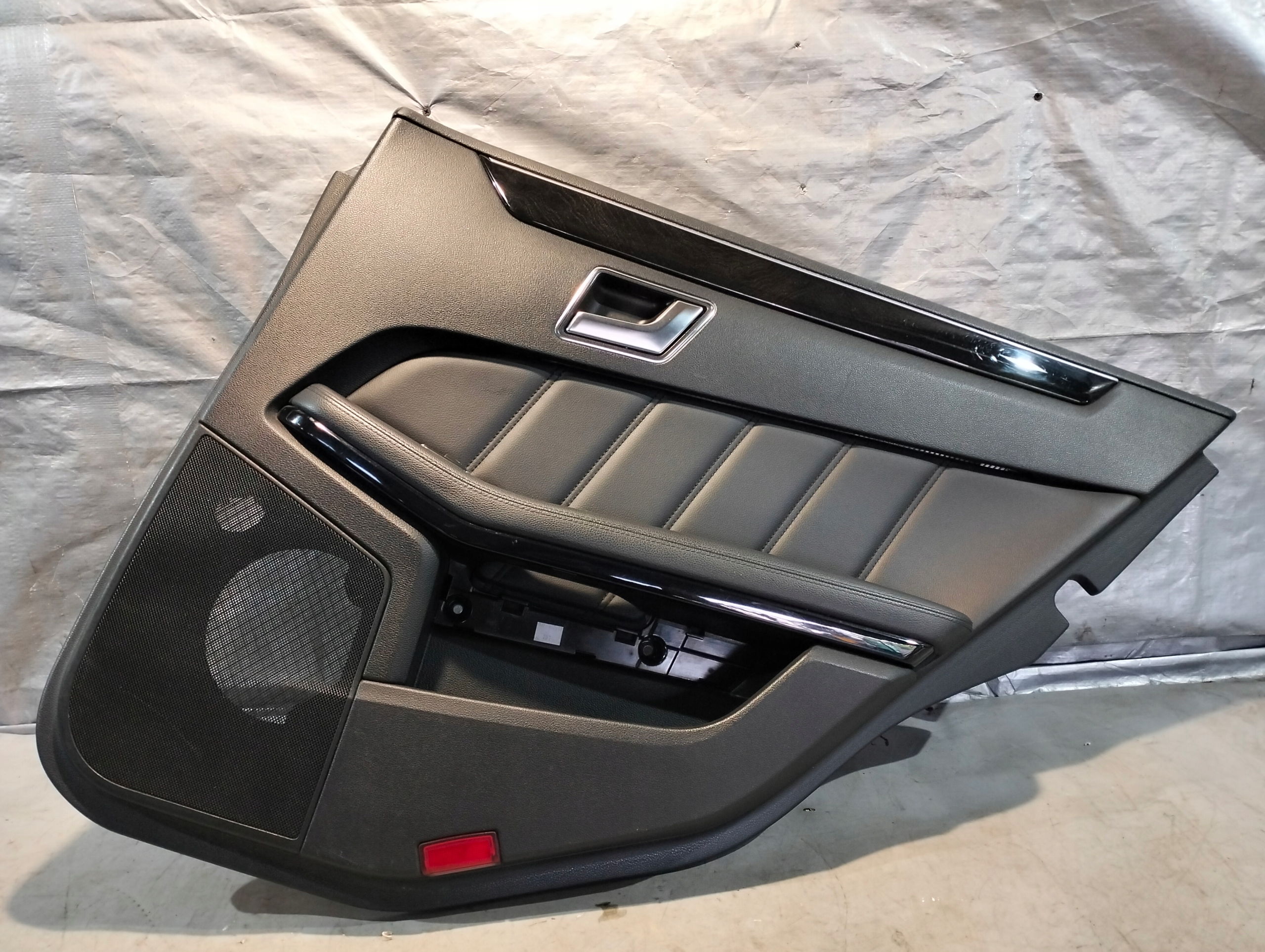 side door right front LED MERCEDES W212 sedan 2013r