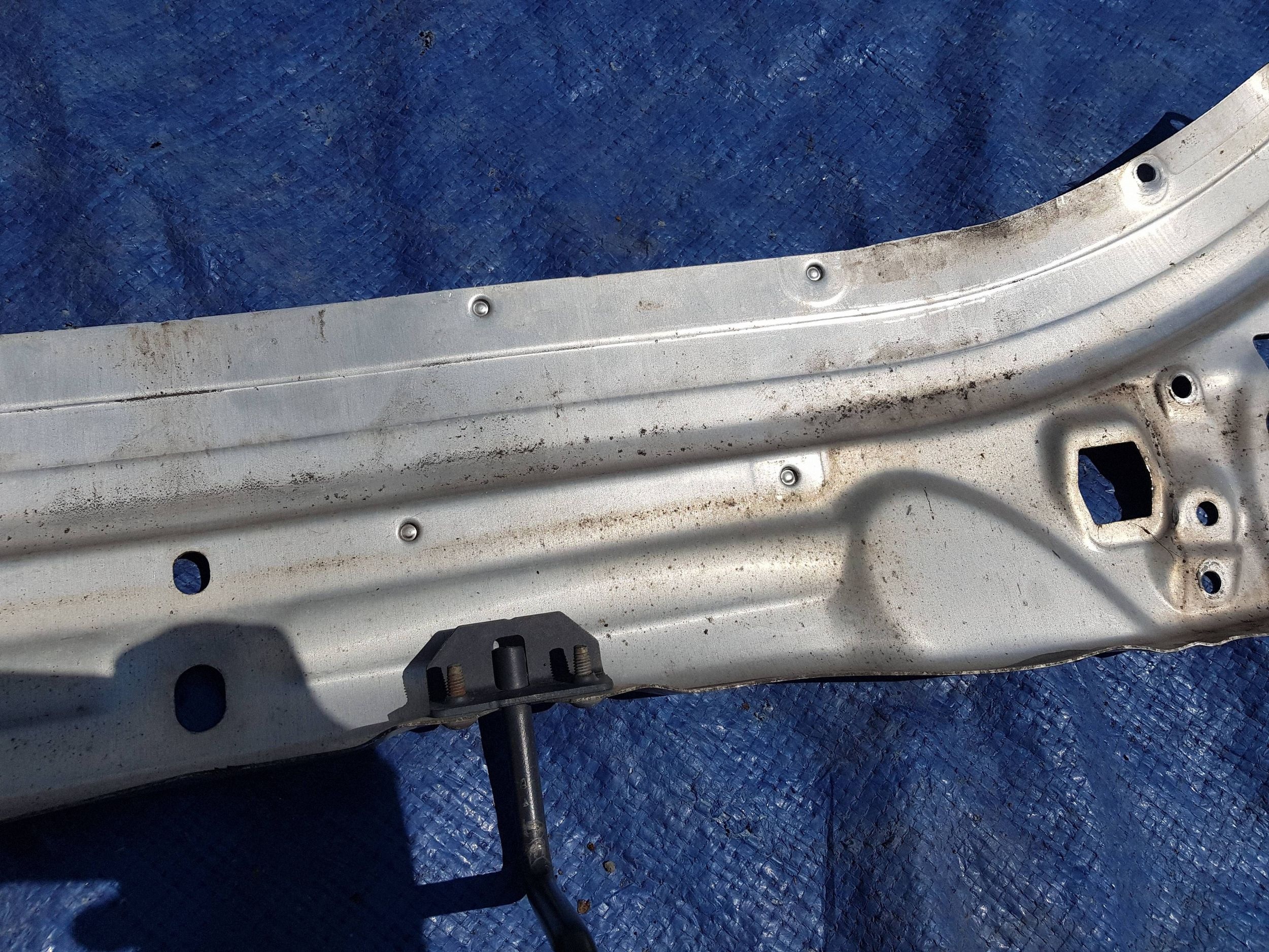 MERCEDES W205 bar, wall front sider upper front