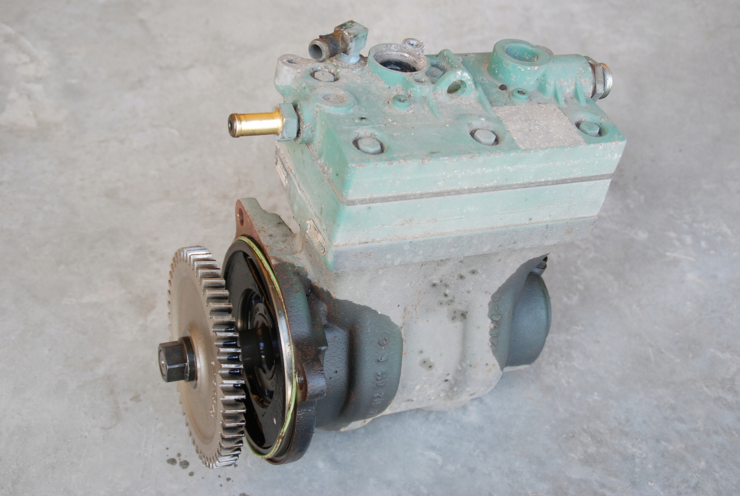 32896 20846000 - КОМПРЕССОР VOLVO FH 4 FM 4 ВОЗДУШНЫЙ КОМПРЕССОР