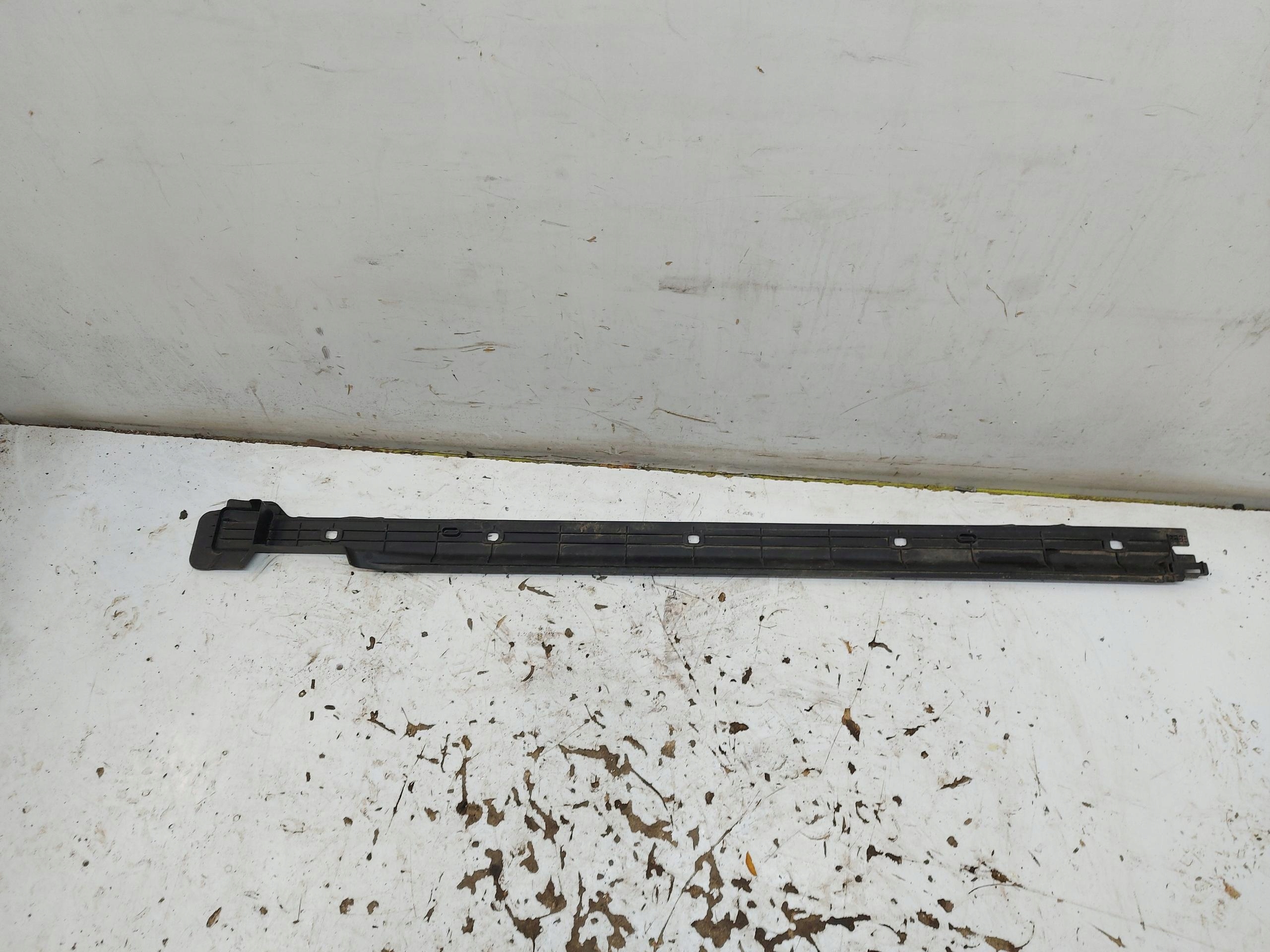 Audi Q4 E-TRON 89A 89E moulding threshold left 1EA825201A