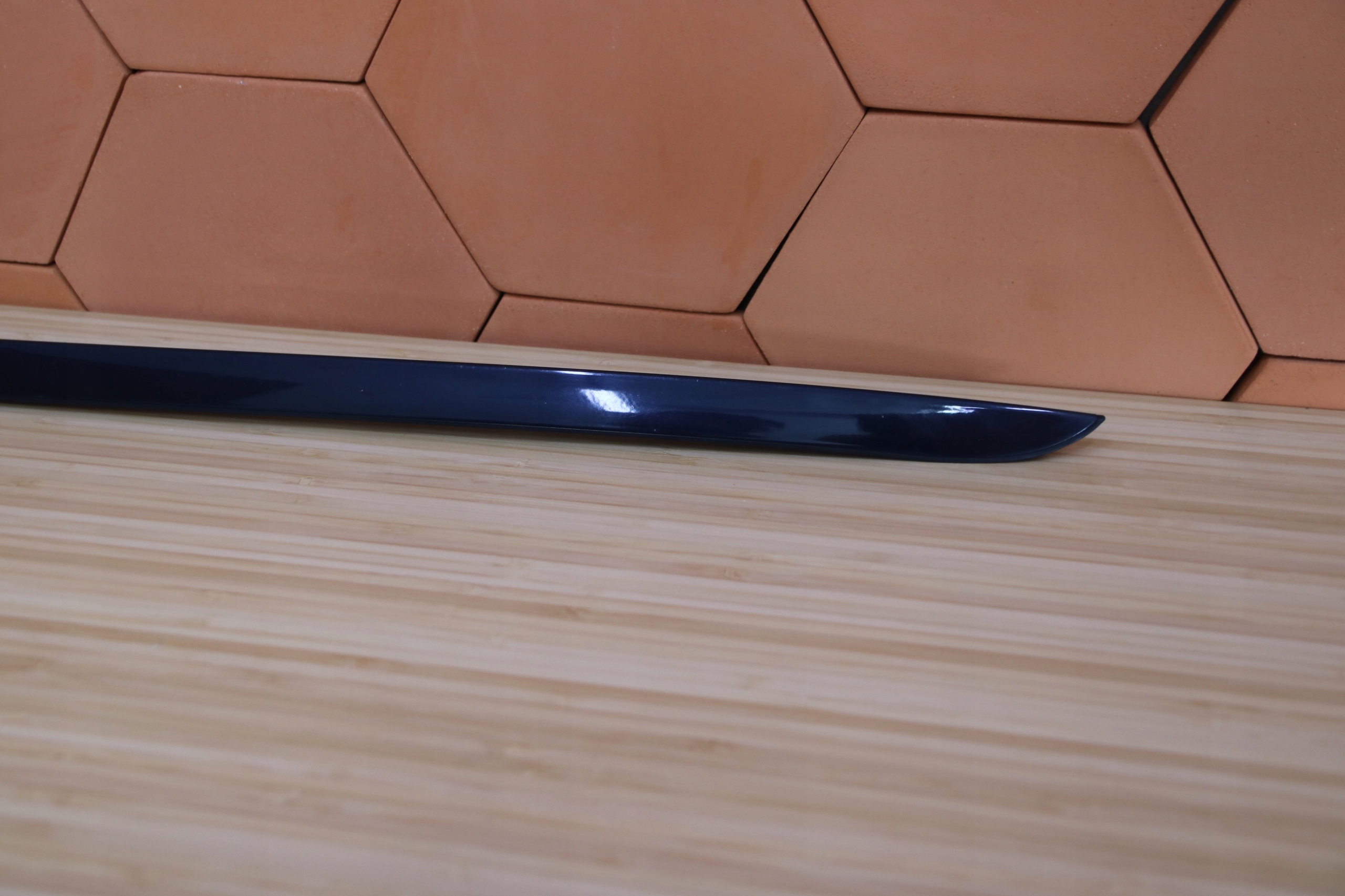 BMW E90 E91 moulding PRZYSZYBOWA windows CZOLOWEJ left 7126939