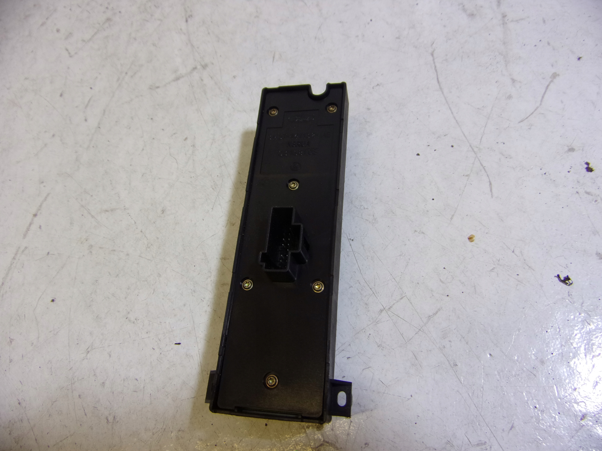 control panel of the window driver´s FORD C-MAX 3M5T14A132AE