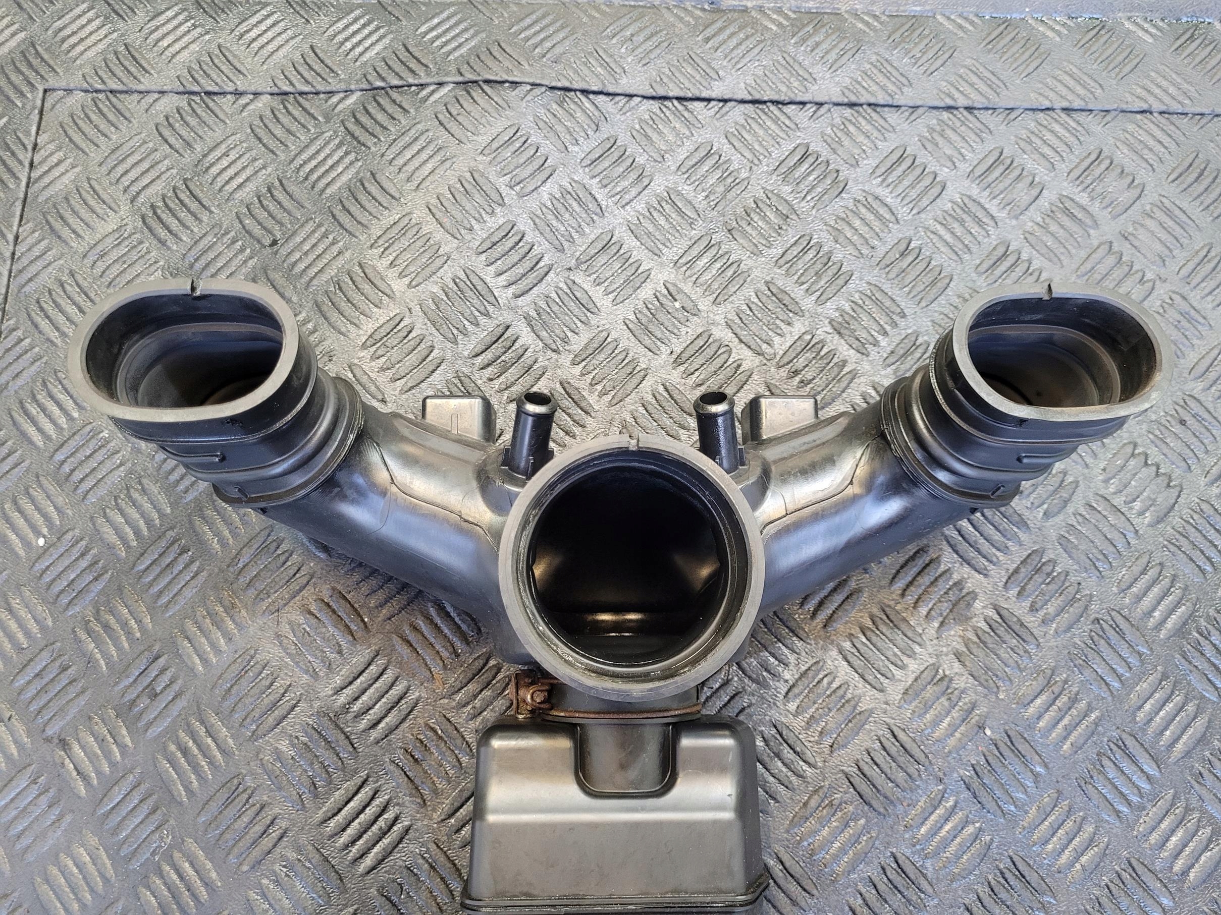 pipe air hose 17893-38020 LEXUS LS 600 LS600 IV 5.0