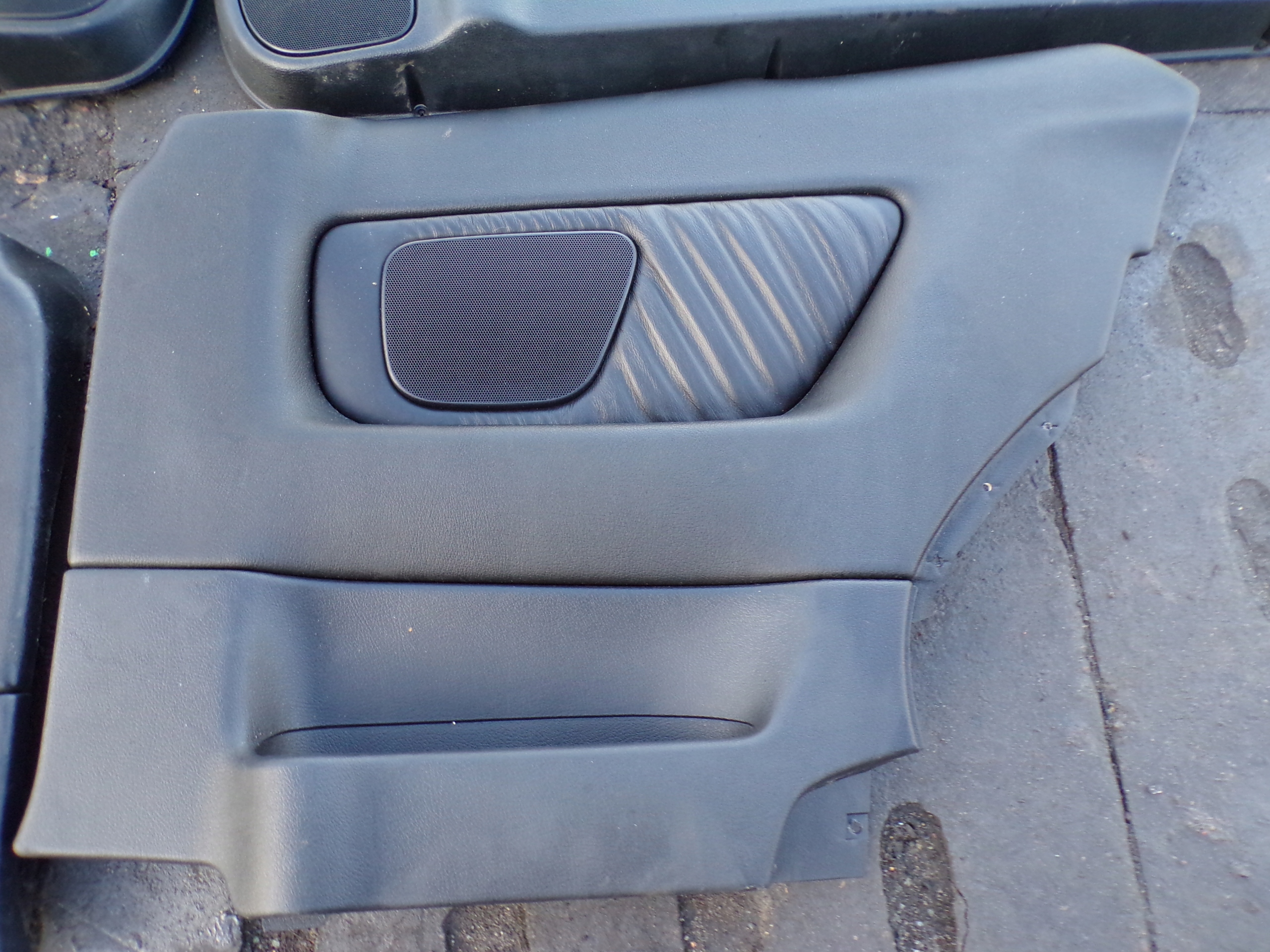 side upholstery door OPEL ASTRA G BERTONE COUPE leather (K2)