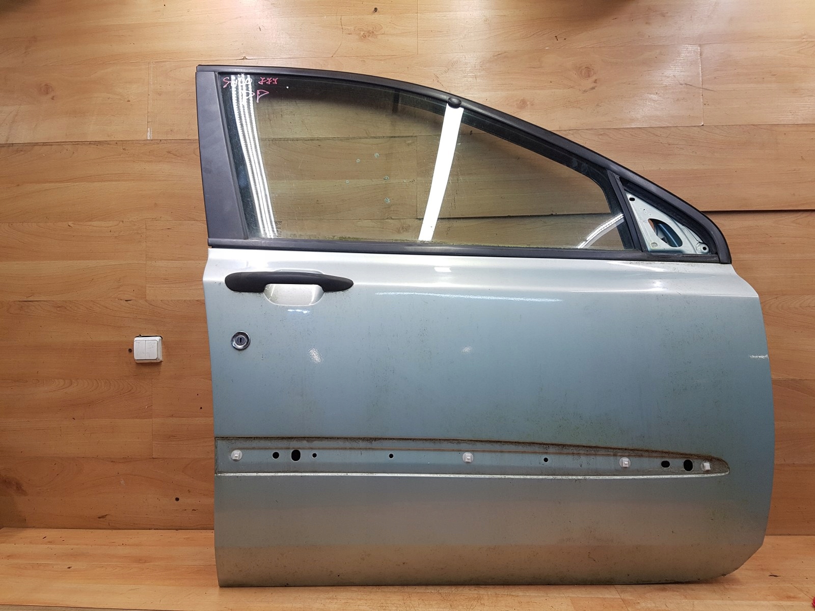 дверь передняя правая FIAT STILO Комплектная