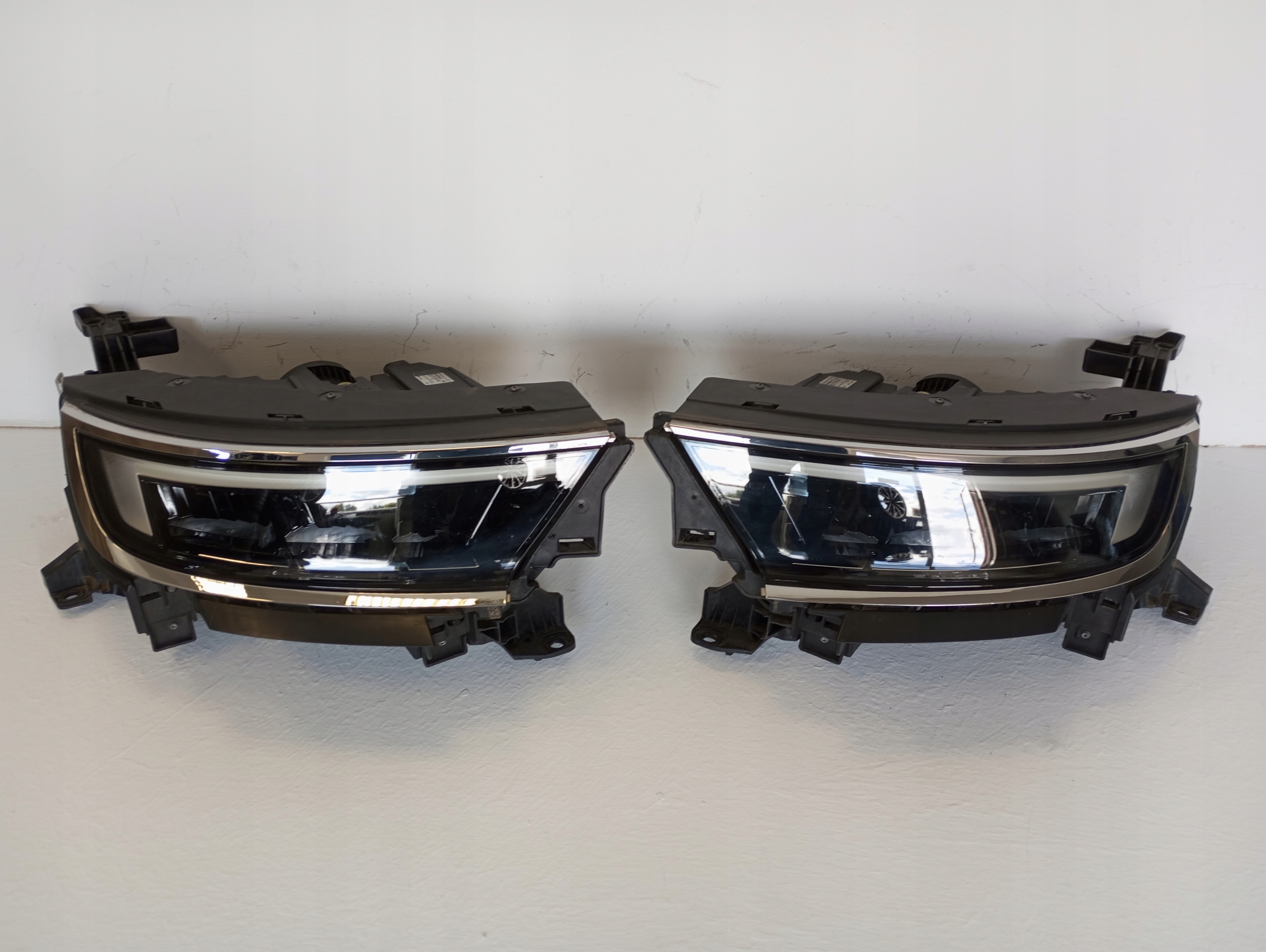 light right left FULL LED OPEL MOKKA II 9834007980 9834008280