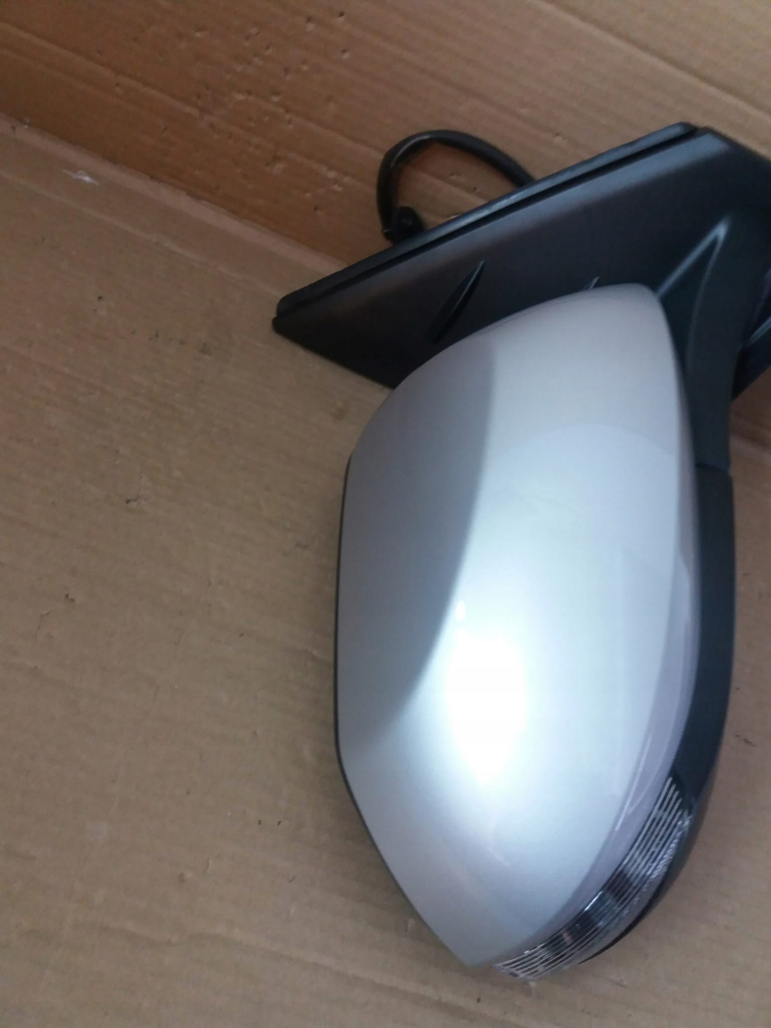 TOYOTA YARIS IV PRAWE SKŁADANE ASYSTENT 9 PIN EU Podgrzewanie tak