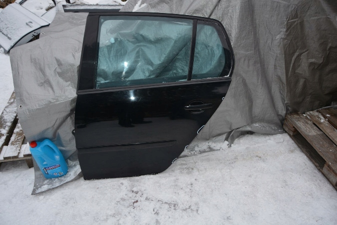 DRZWI LEWY TYŁ VW GOLF V GTI Strona zabudowy tył - lewa