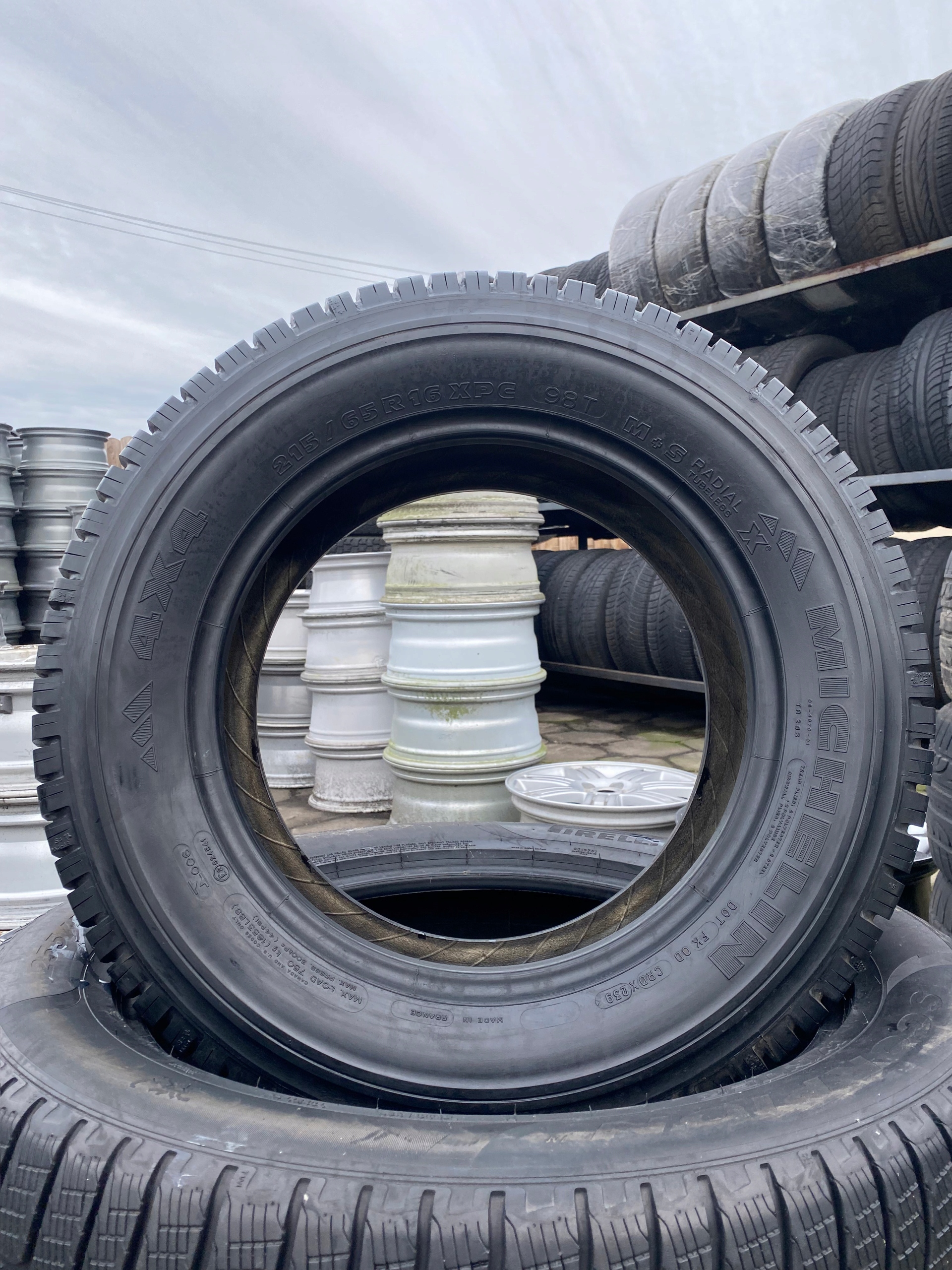 MICHELIN OPONA ZIMOWA 4X4 215/65/16