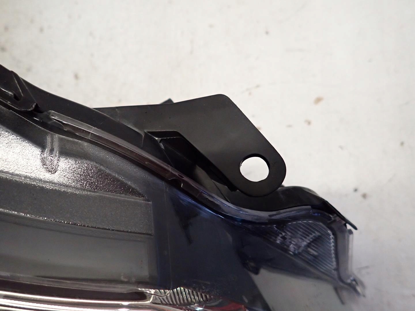 light front front right TOYOTA YARIS III LIFT 2014