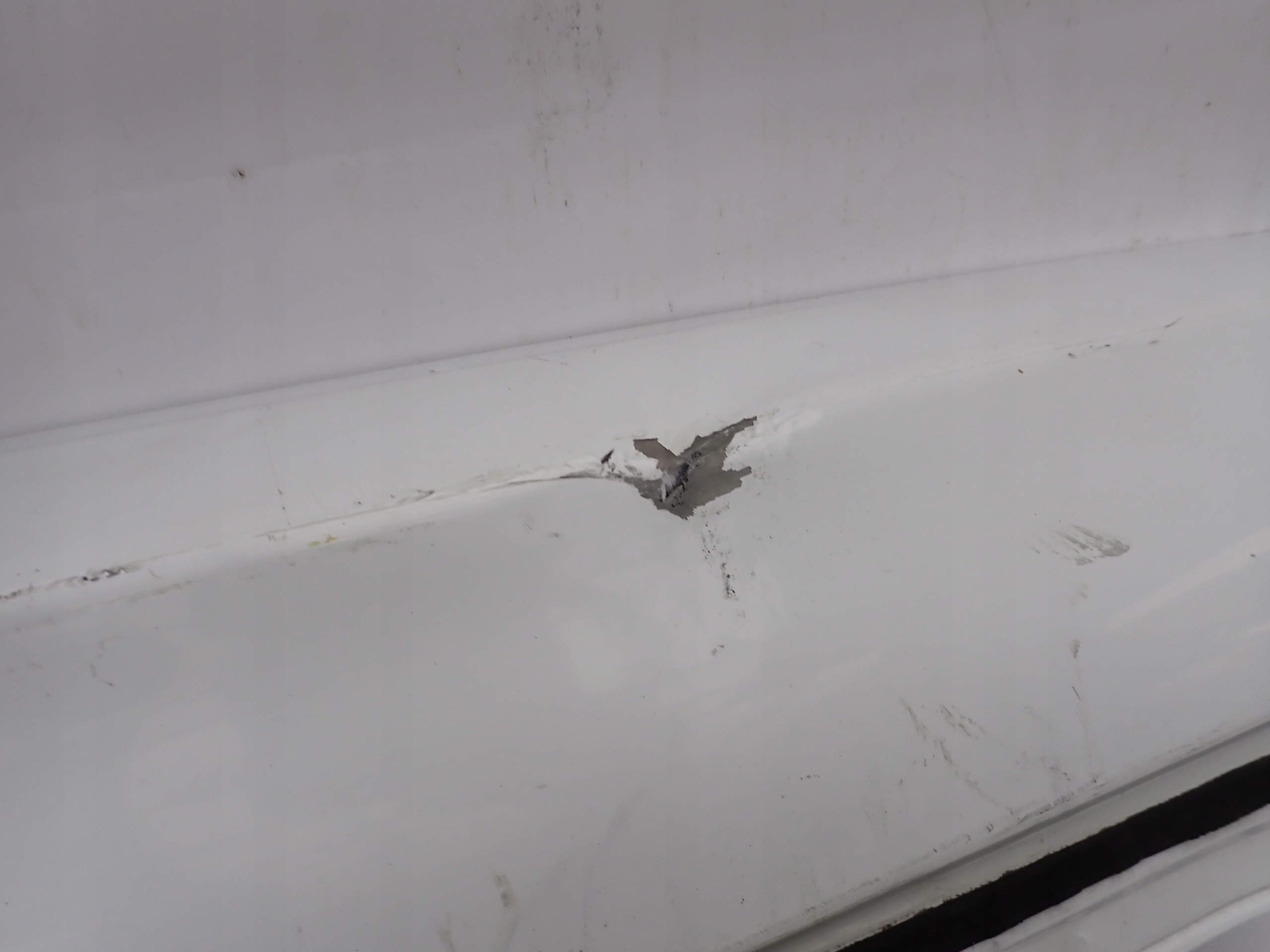 RENAULT KOLEOS and 08- bumper bracket left rear part
