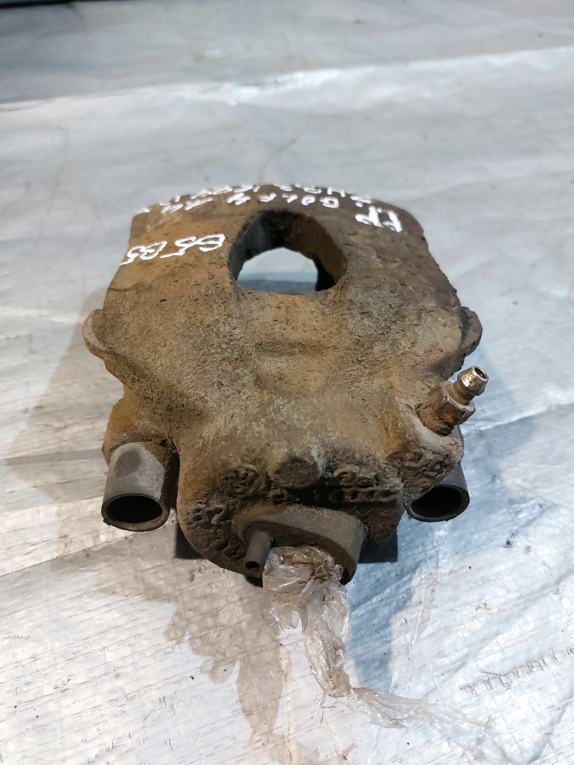 caliper brake right front VW GOLF IV 1.4 16V