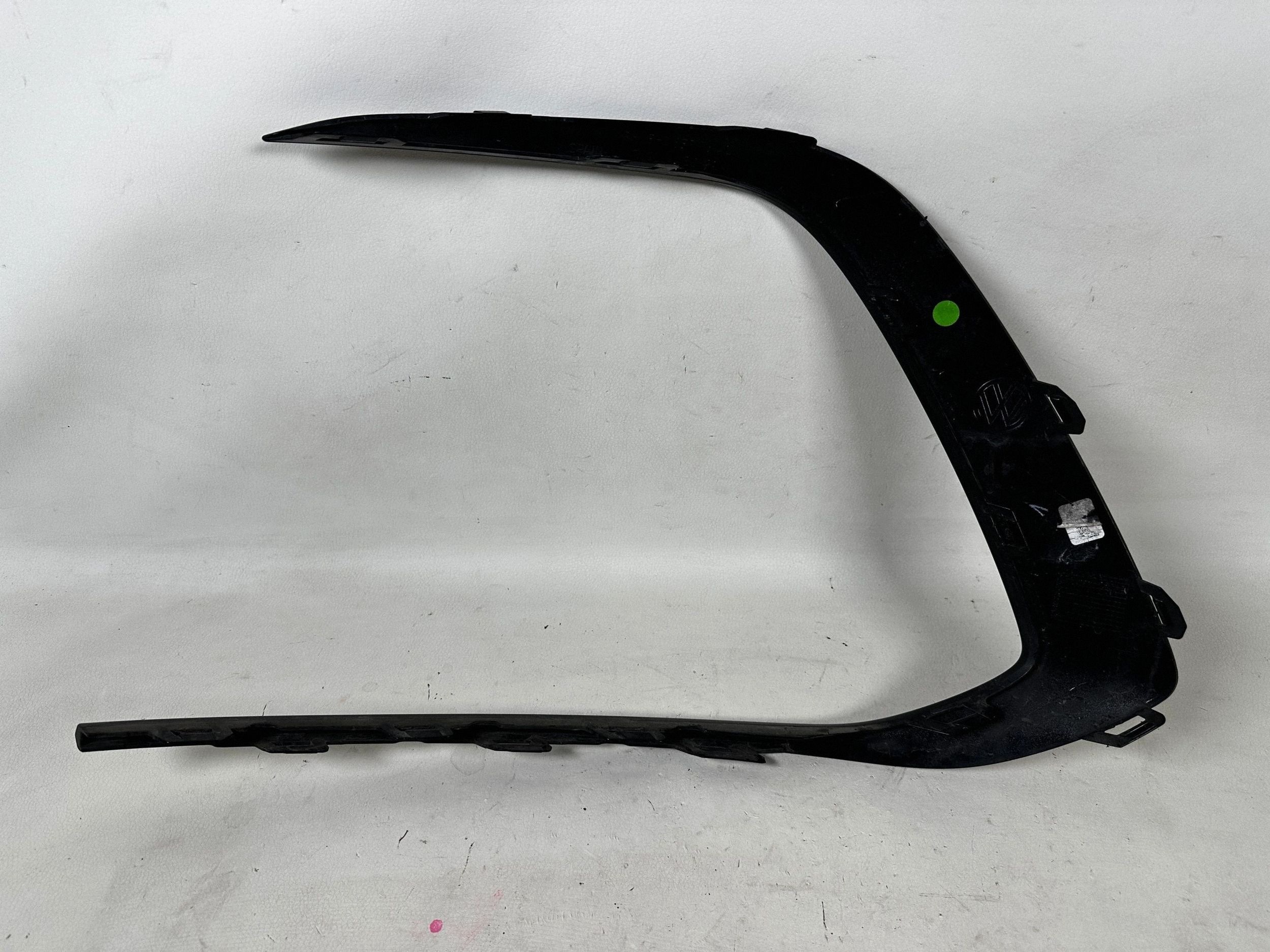Volkswagen Golf VIII 19- frame of a bumper right front 5H0853764C
