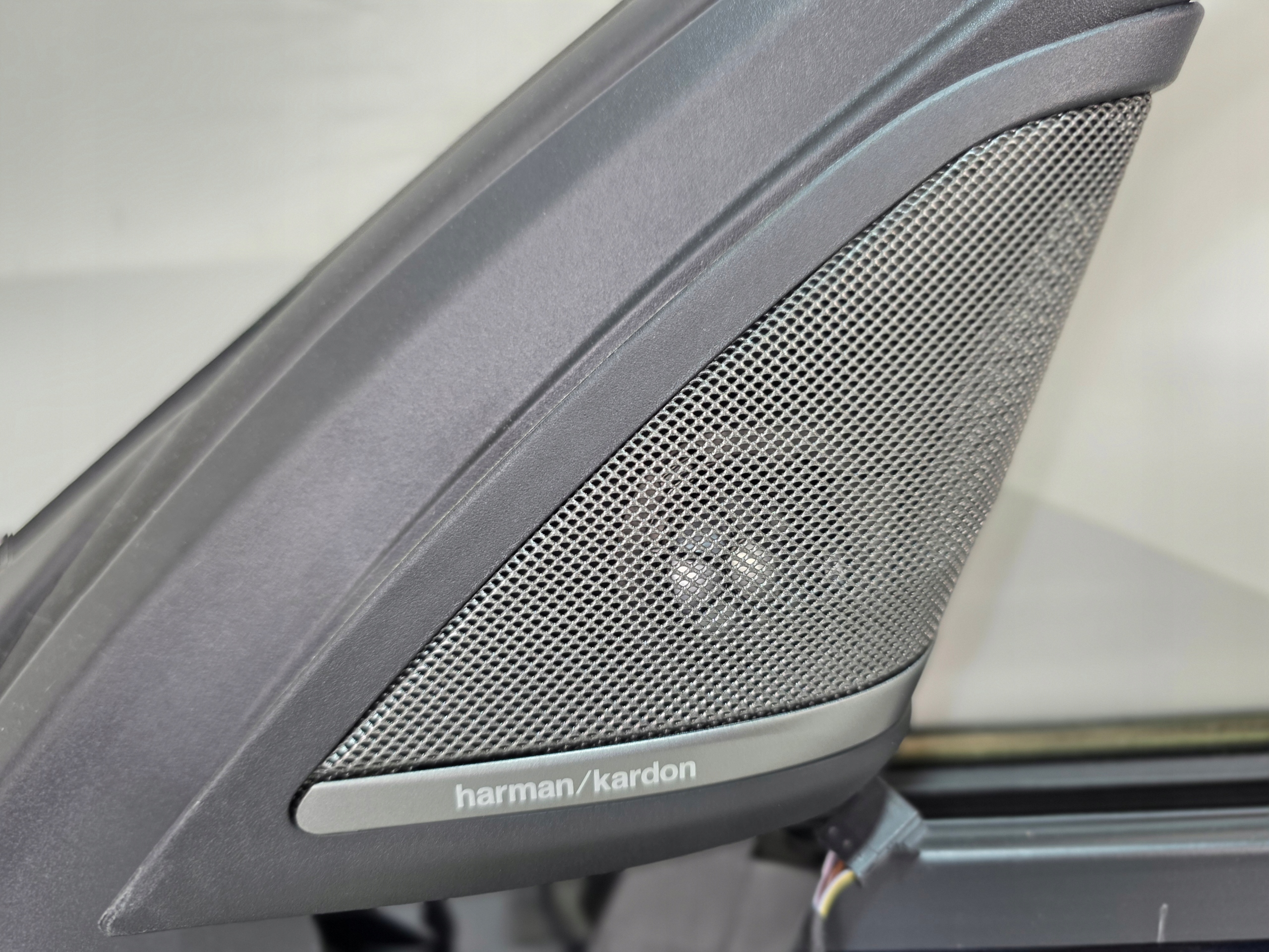 door right front BMW 5 G30 LCI 416 CARBONSCHWARZ
