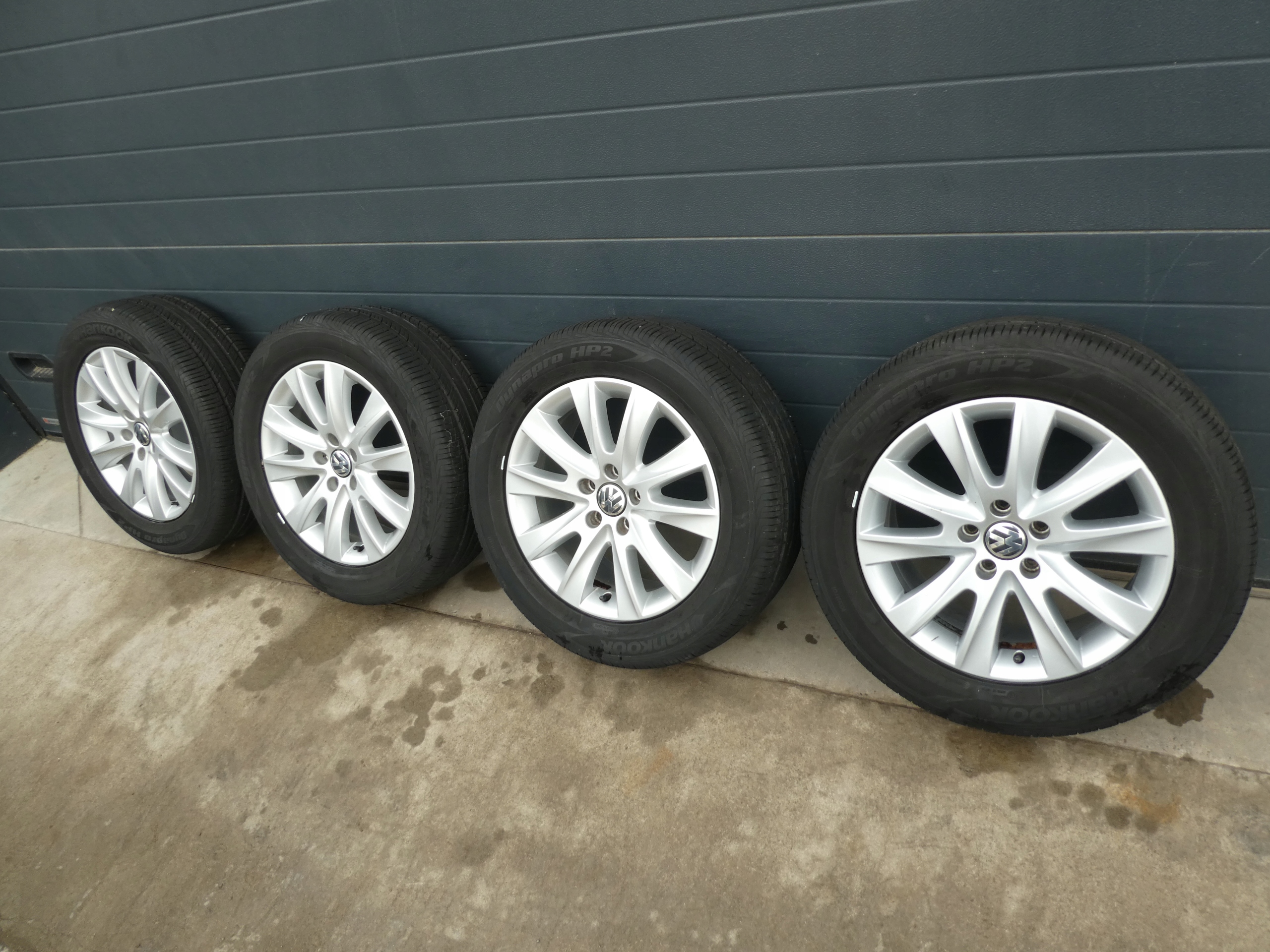4X wheels discs tyres VW 5N0601025M 2017R