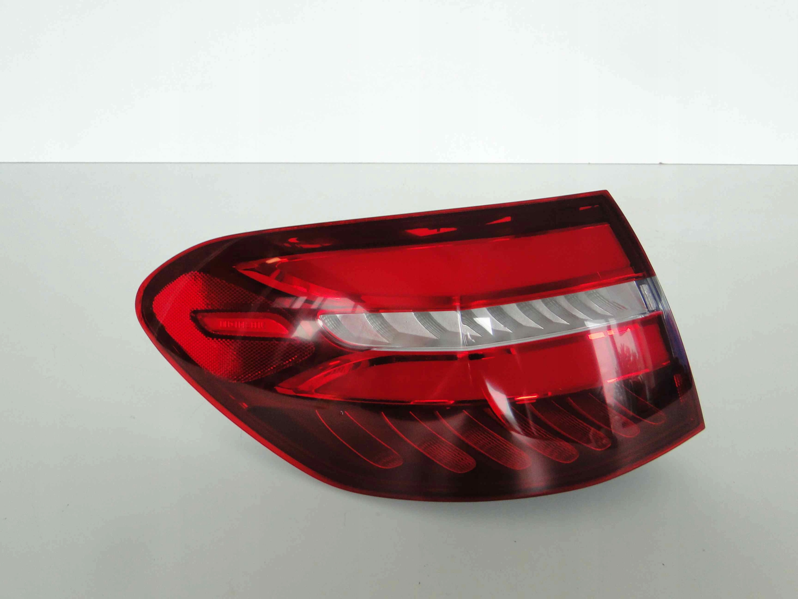 MERCEDES W253 фонарь левый