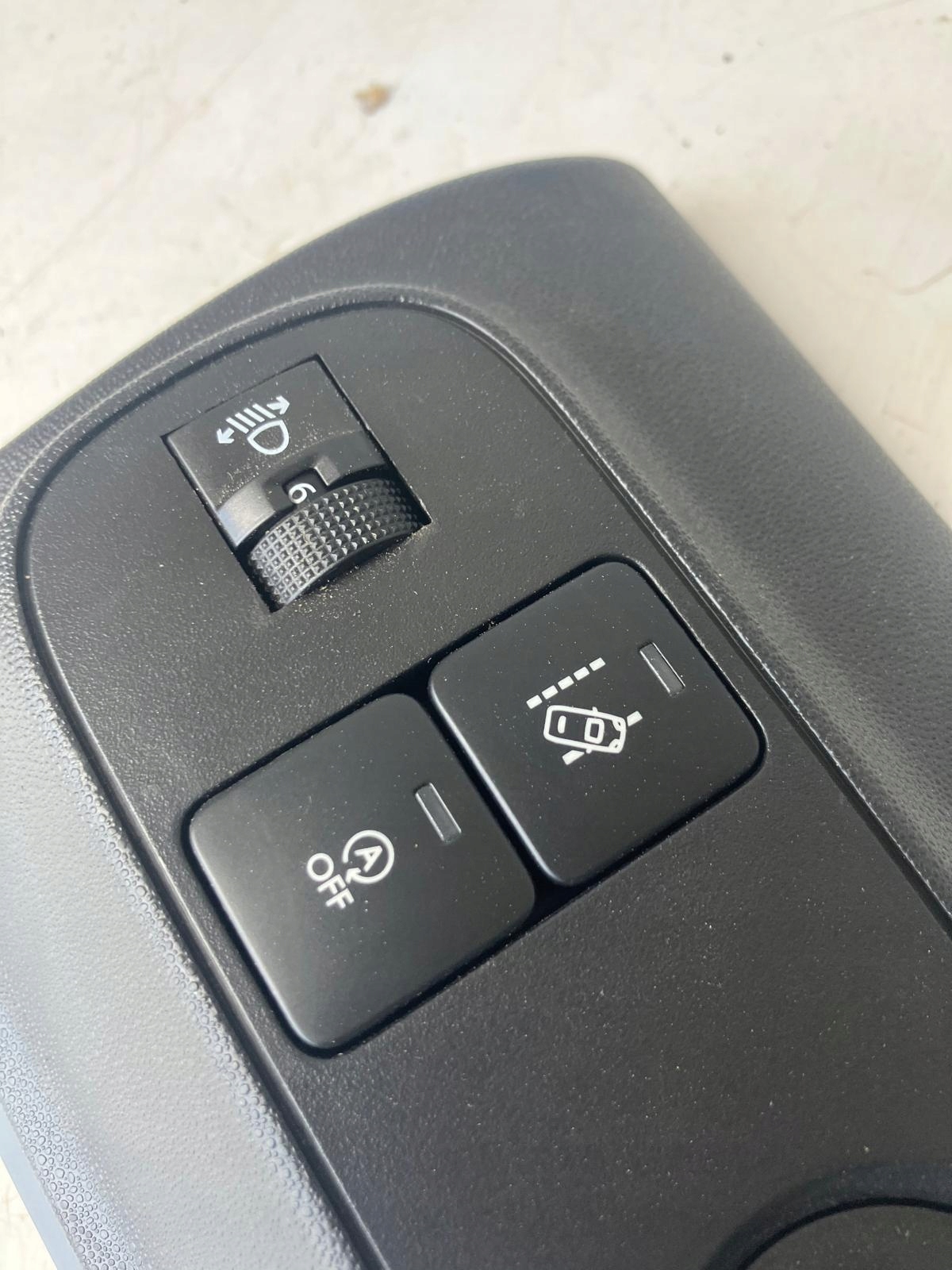 light switch START STOP supports RUCHU CITROEN C3 III 98125550ZD