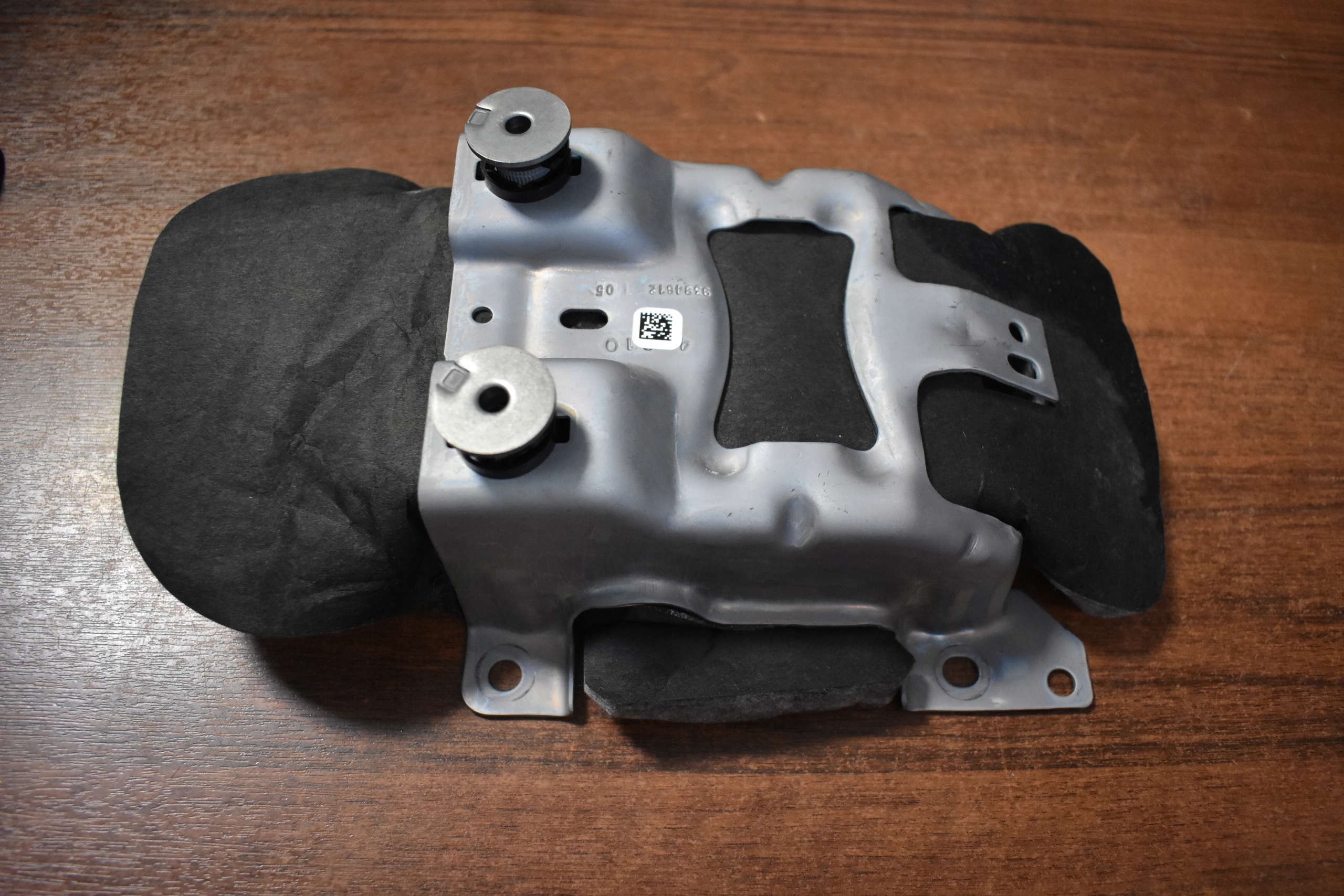 IDEALNY bracket holder BMW G01 G02 1