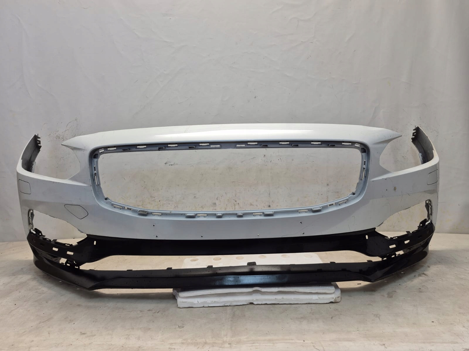 VOLVO V90 INSCRIPTION 16-20 bumper front front washer