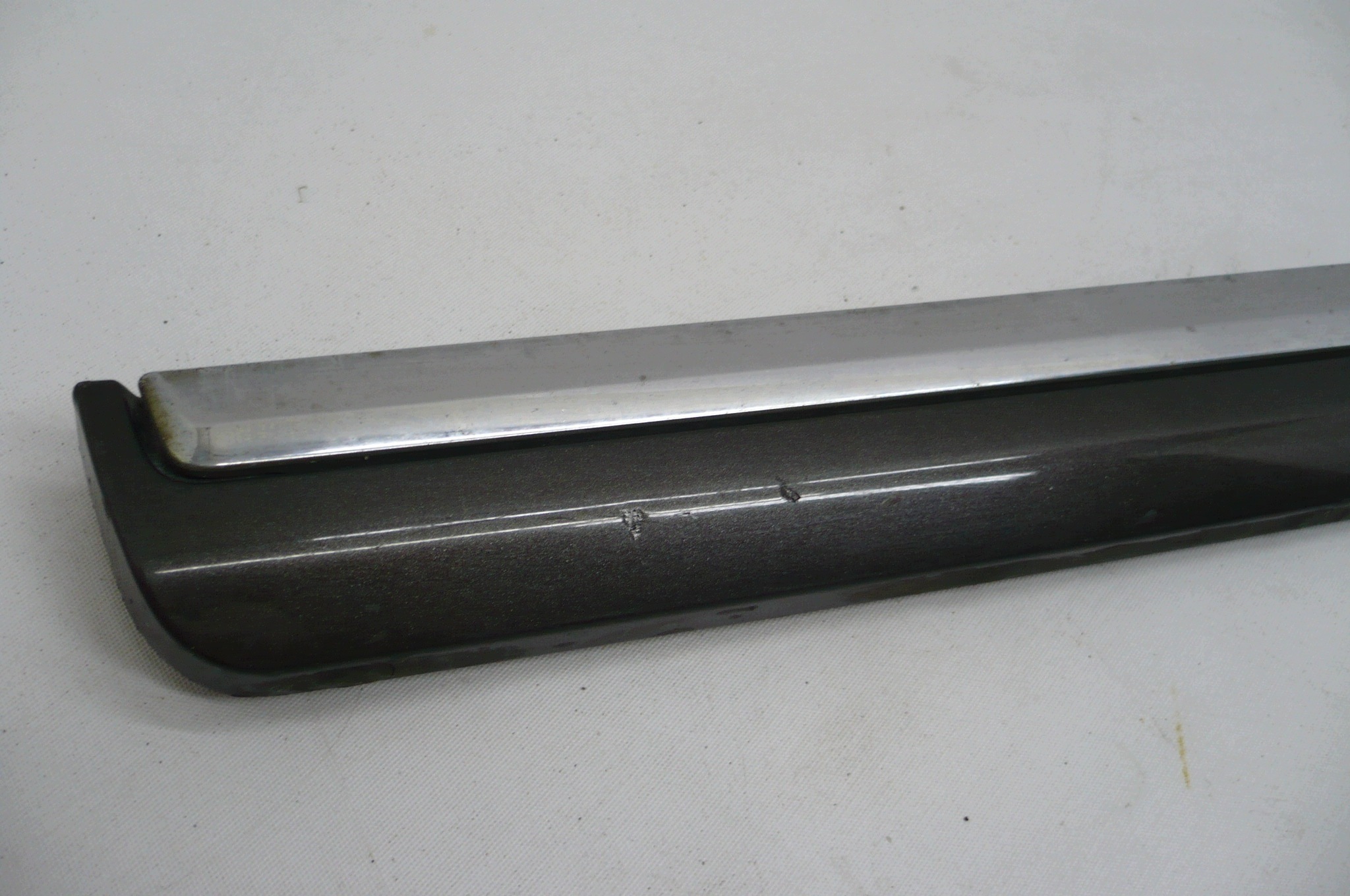VW PASSAT B7 10-14 moulding door left front