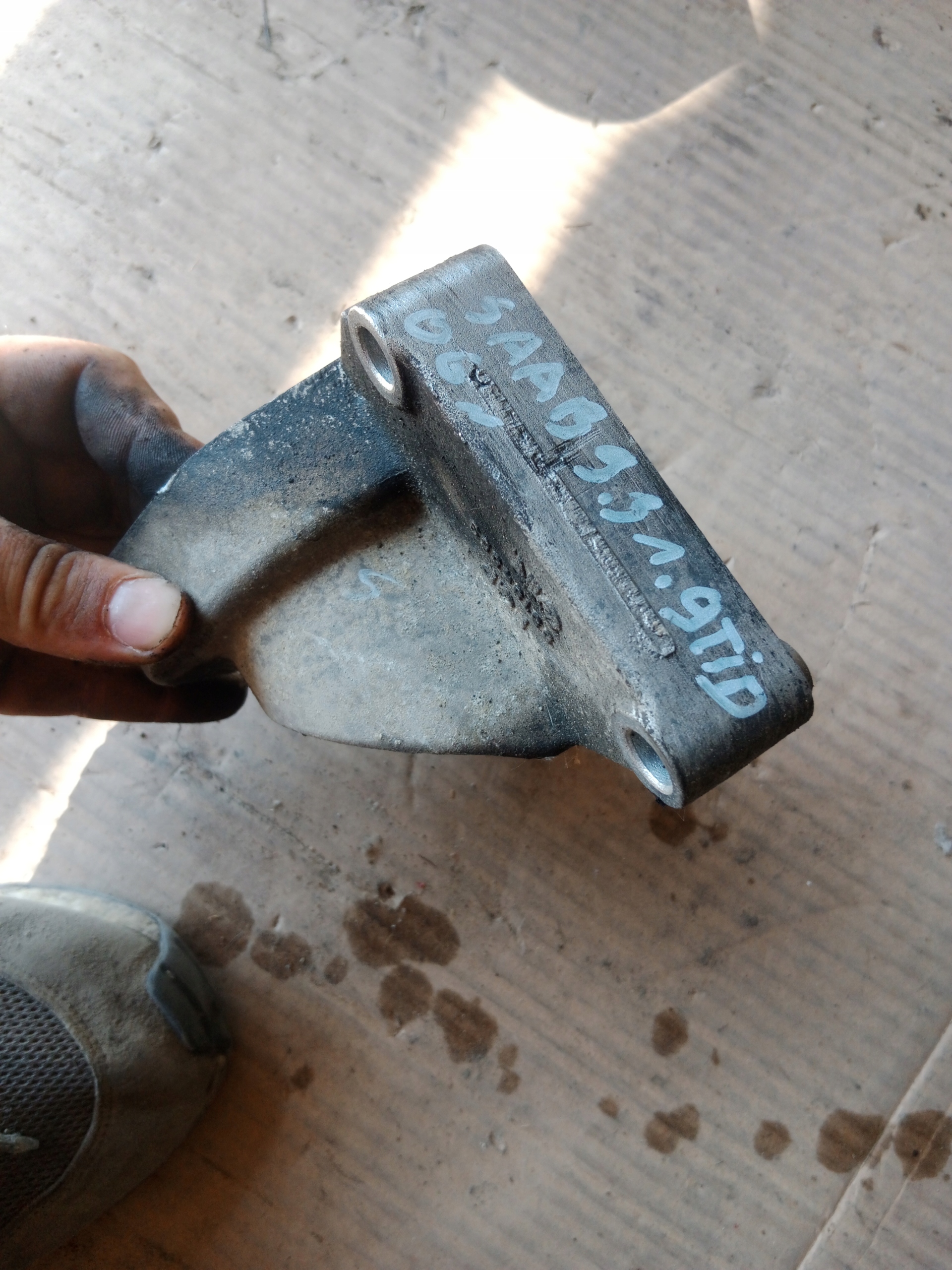 Supporto Semiasse SAAB 93 1.9 TID 55184553