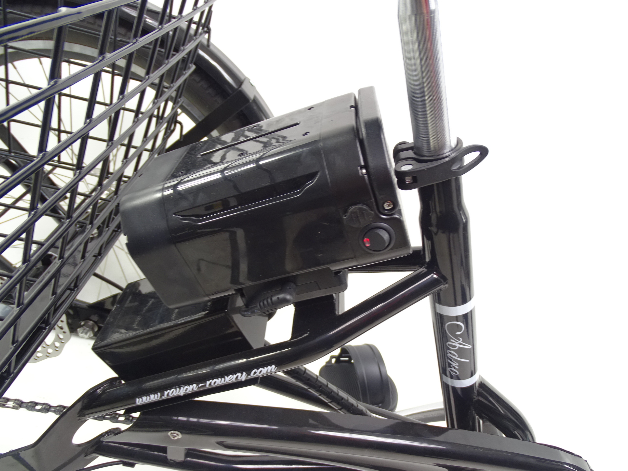 Rower trójkołowy Rayon ADRO rama 18 cali koło 24 " czarny elektryczny Model E - ADRO