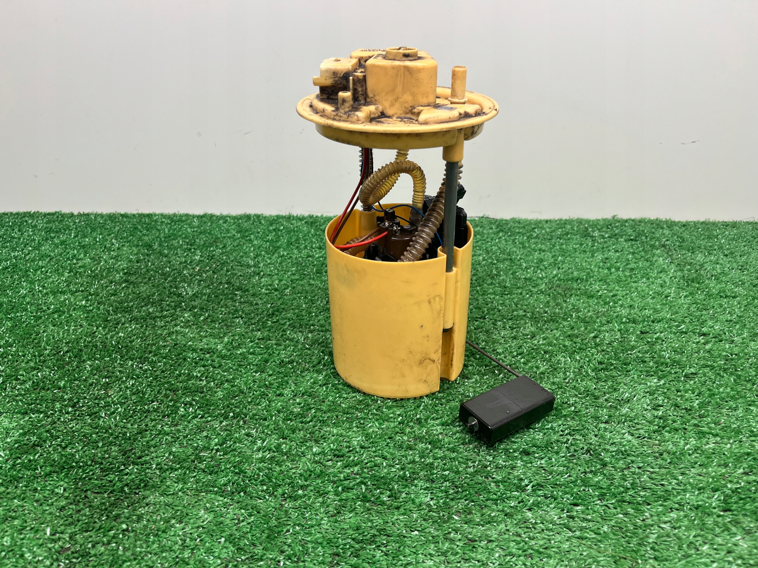 feed pump FIAT GRANDE PUNTO 51791674
