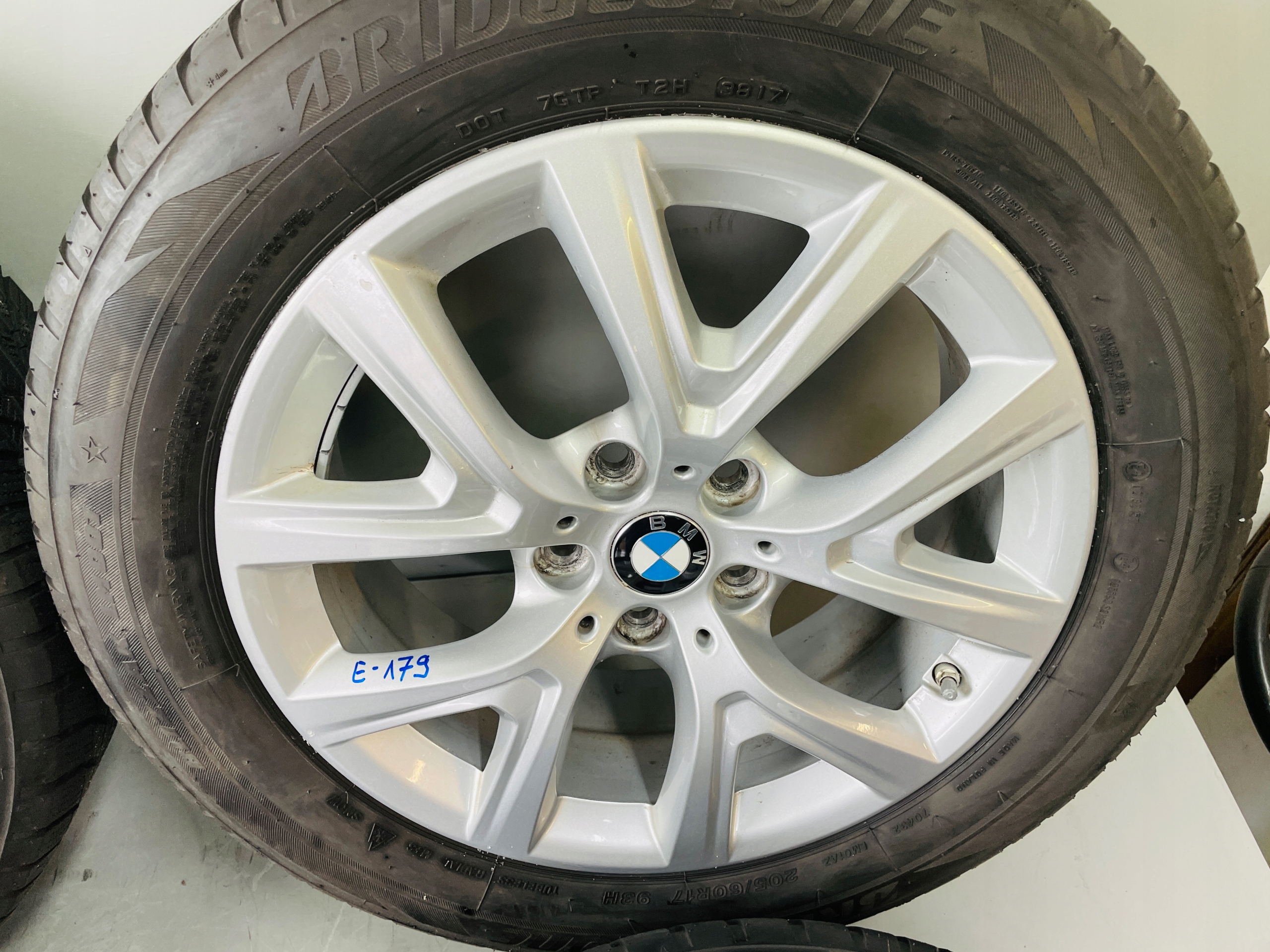 КОЛЕСА ЗИМНИЕ BMW X1 F48 205\/60 R17 6856076 E179 фото 3