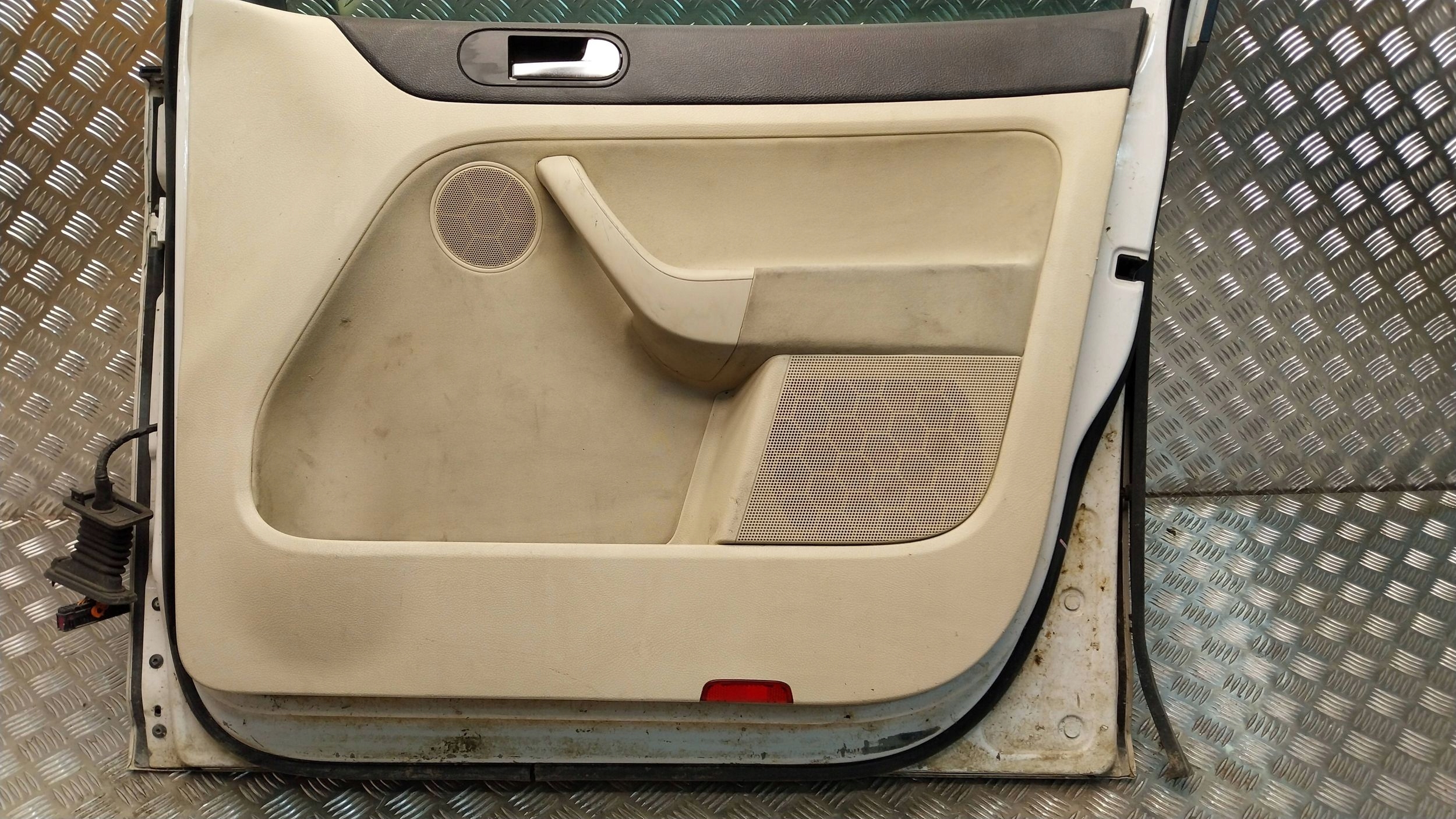 Tür vorne rechts VW GOLF V PLUS 05