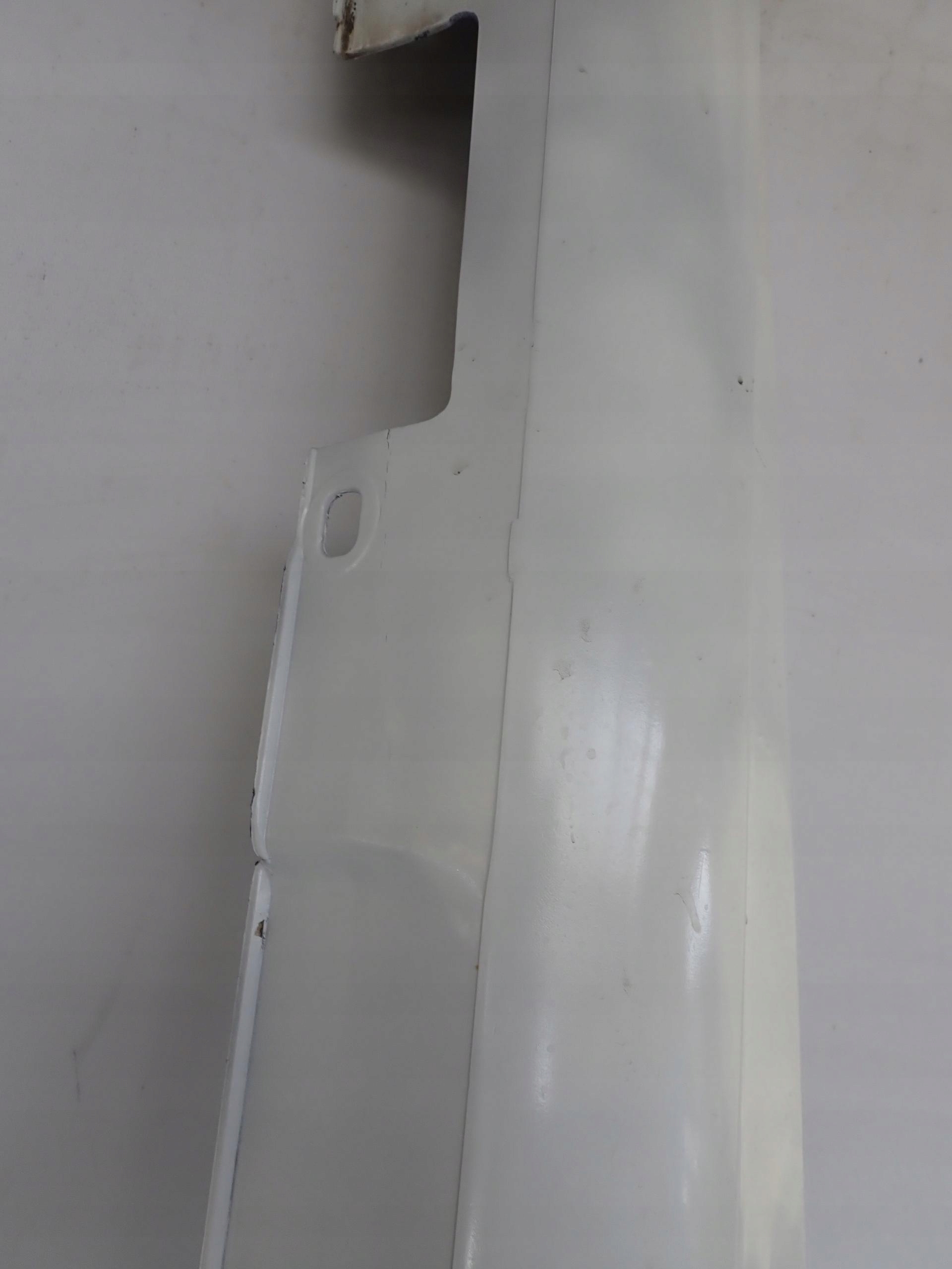 MERCEDES C-KLASA W204 AMG 07-14 moulding threshold right threshold right