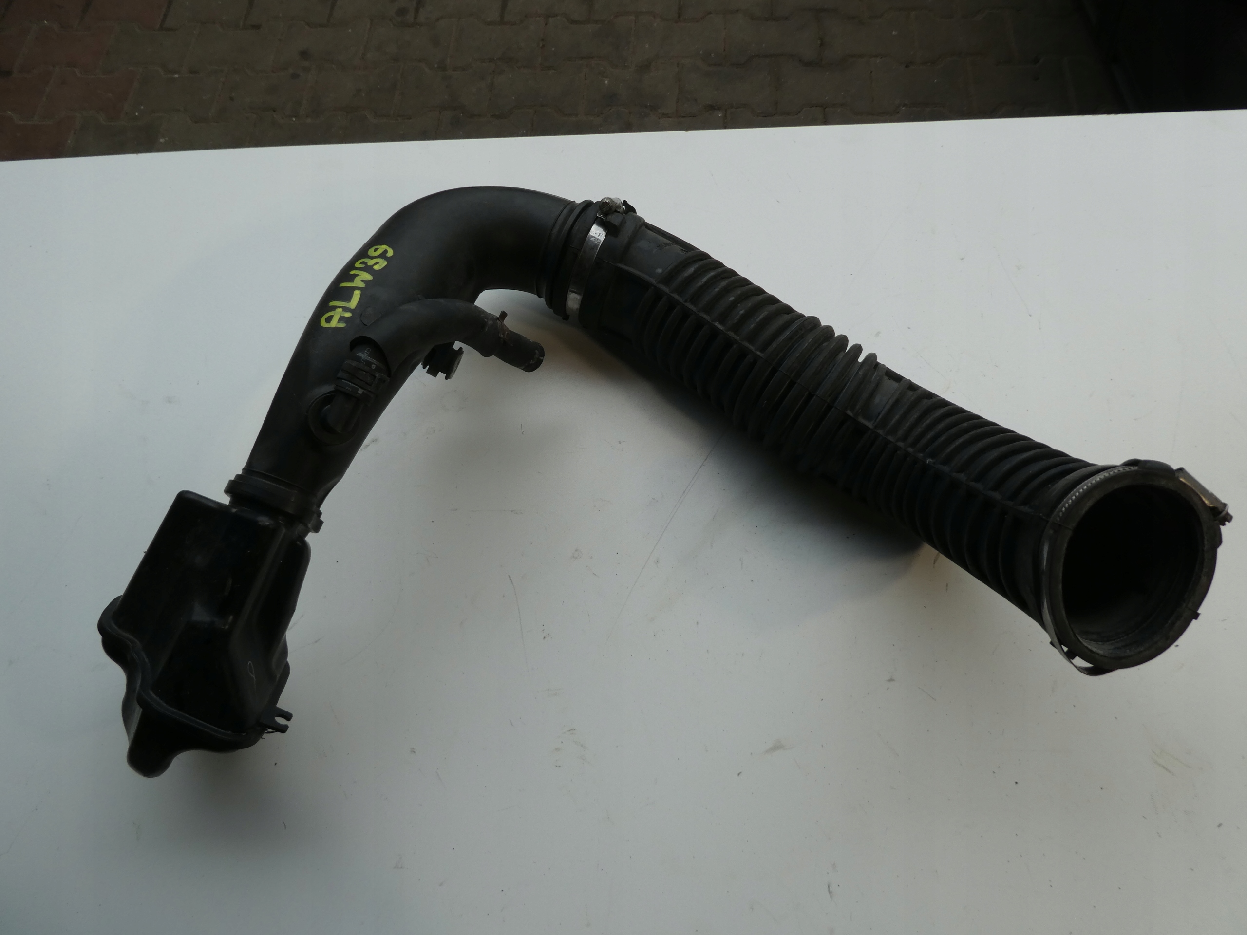 wiring pipe tube 8200858600 RENAULT MASTER III