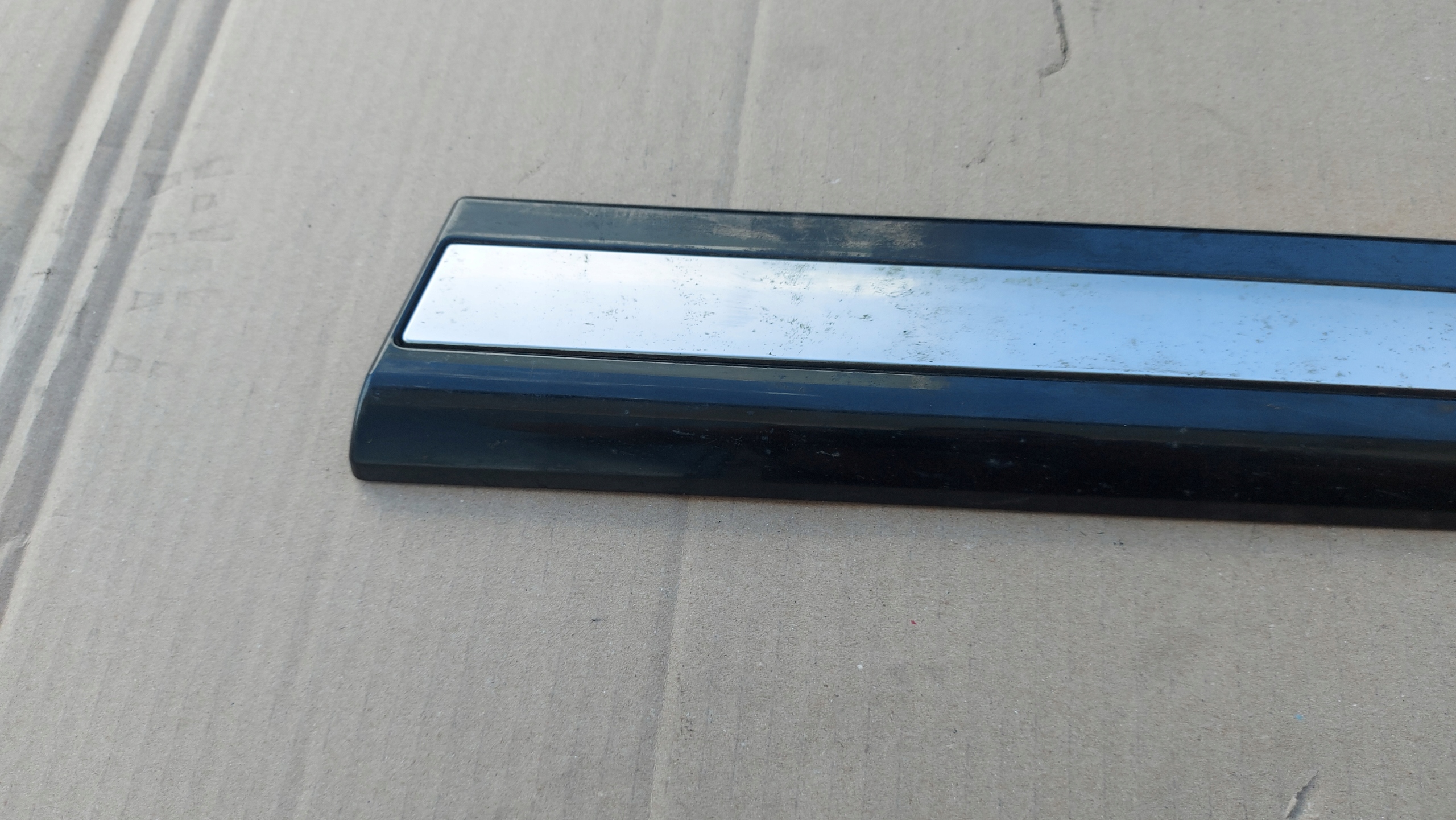 moulding door right front TOYOTA YARIS III